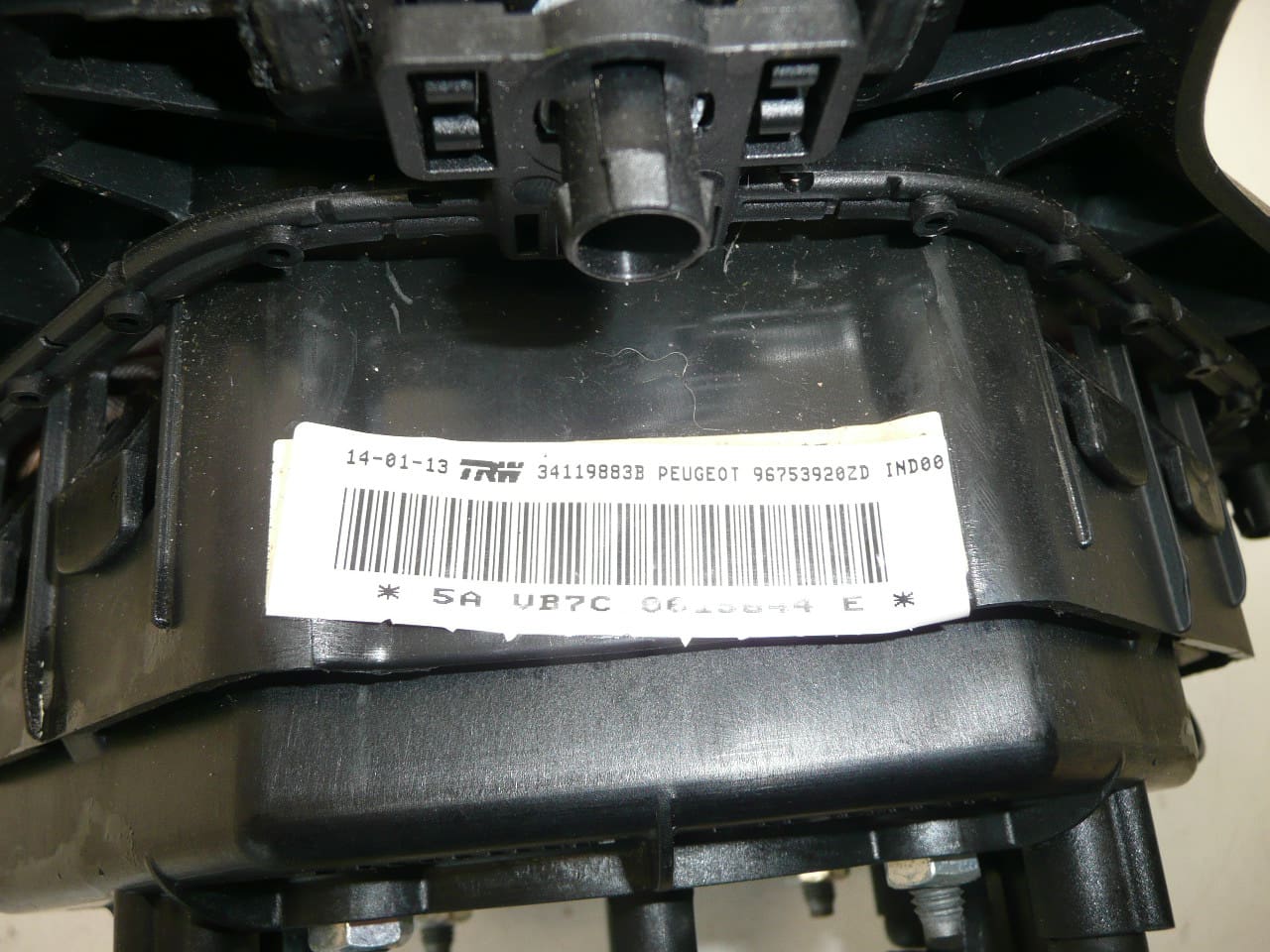 Airbag Volante Peugeot 301 96753920ZD - immagine 2