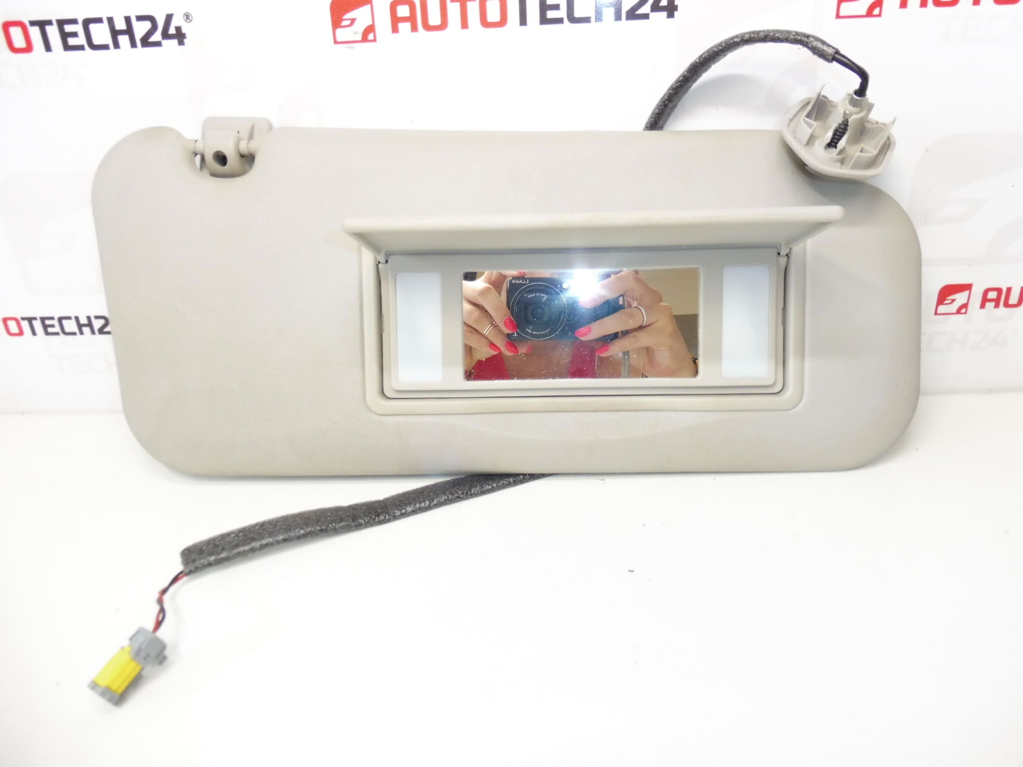 Tendina Solare Destra Citroën Peugeot 8143HS - immagine 2