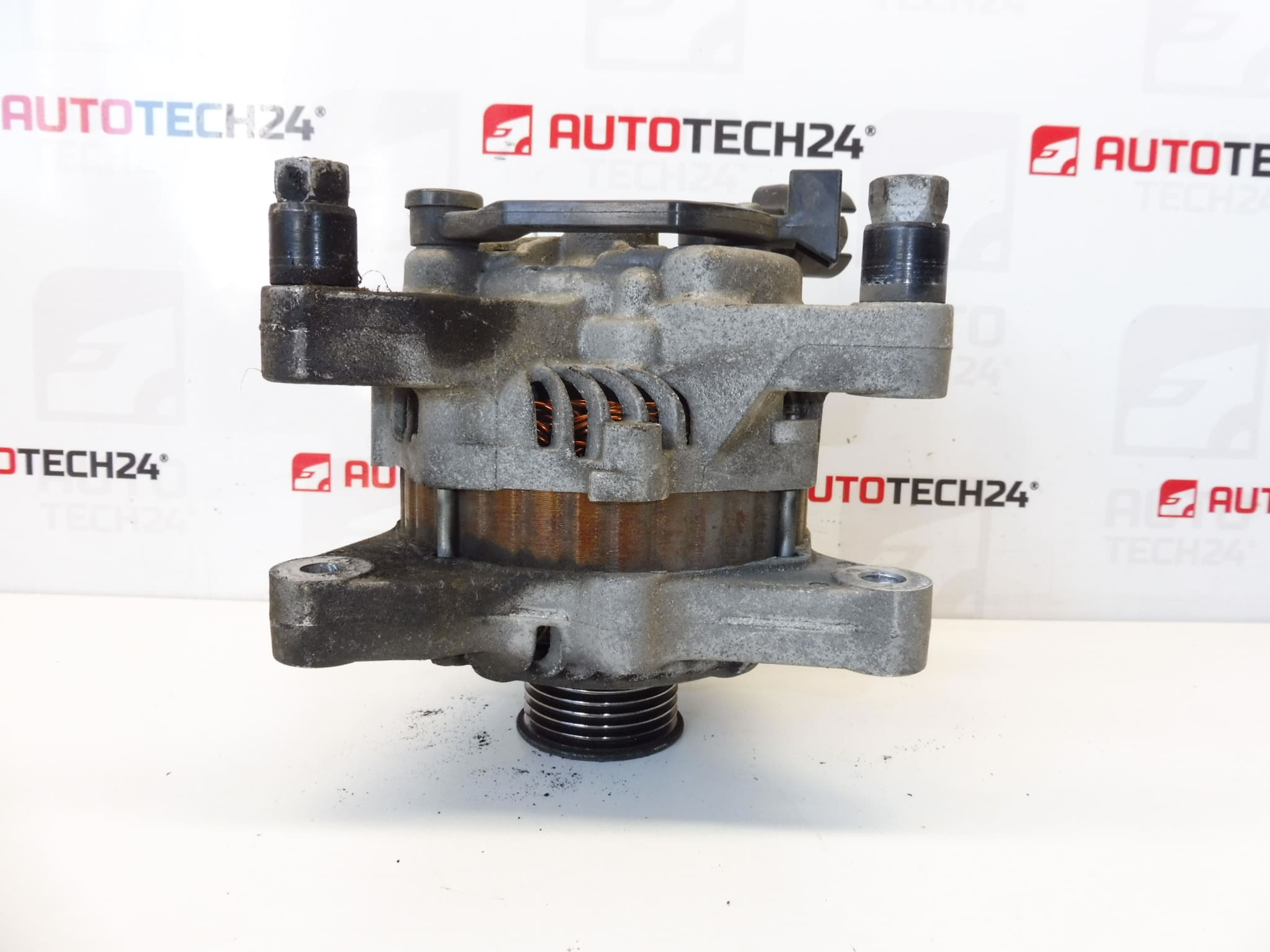 Alternatore Mitsubishi CL8+ per Citroën/Peugeot 9660055080 5705CW - immagine 2