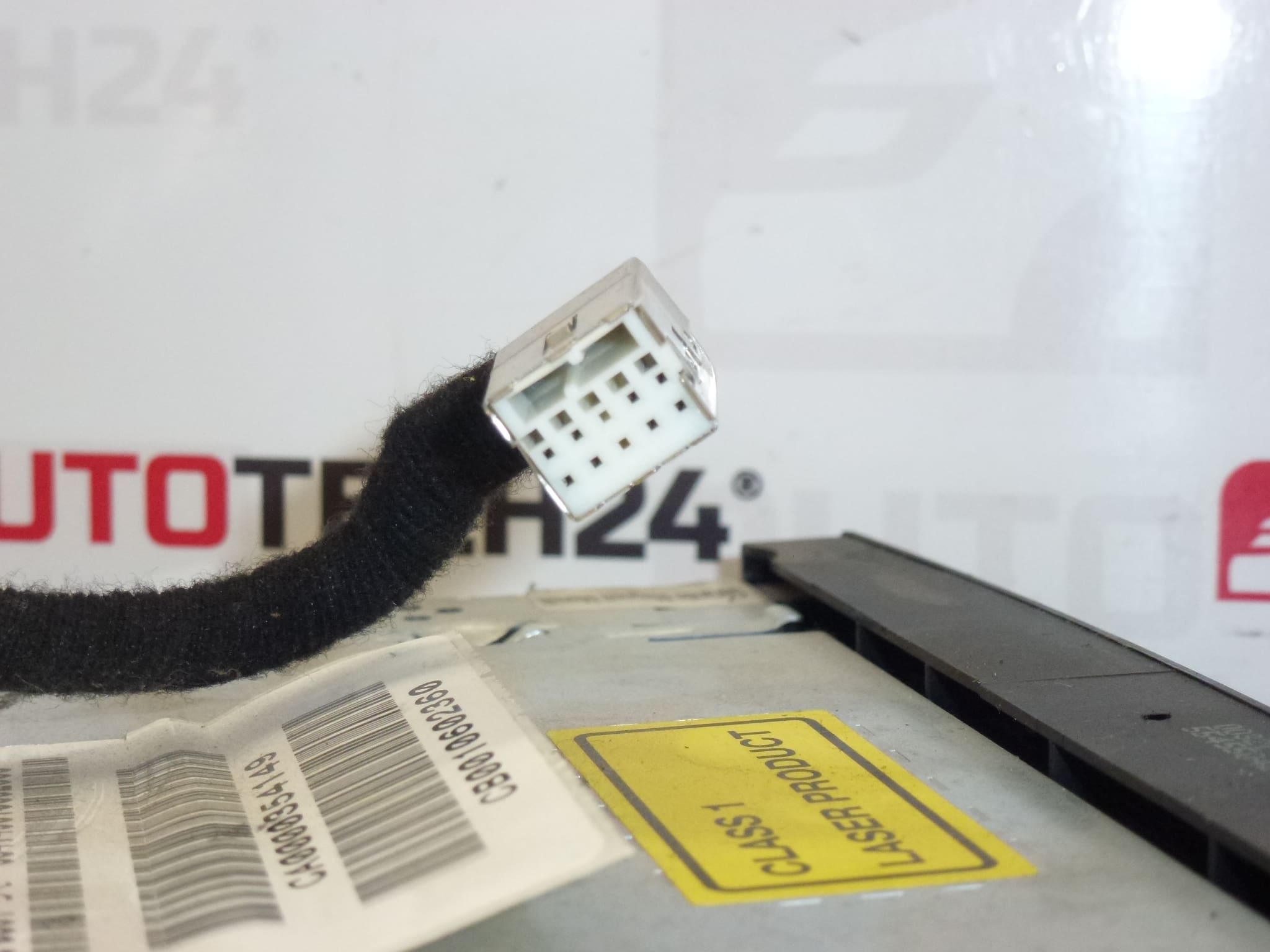 Autorádio Citroën Peugeot RT3-B5-N3 96640239XT 6574T8 - immagine 2