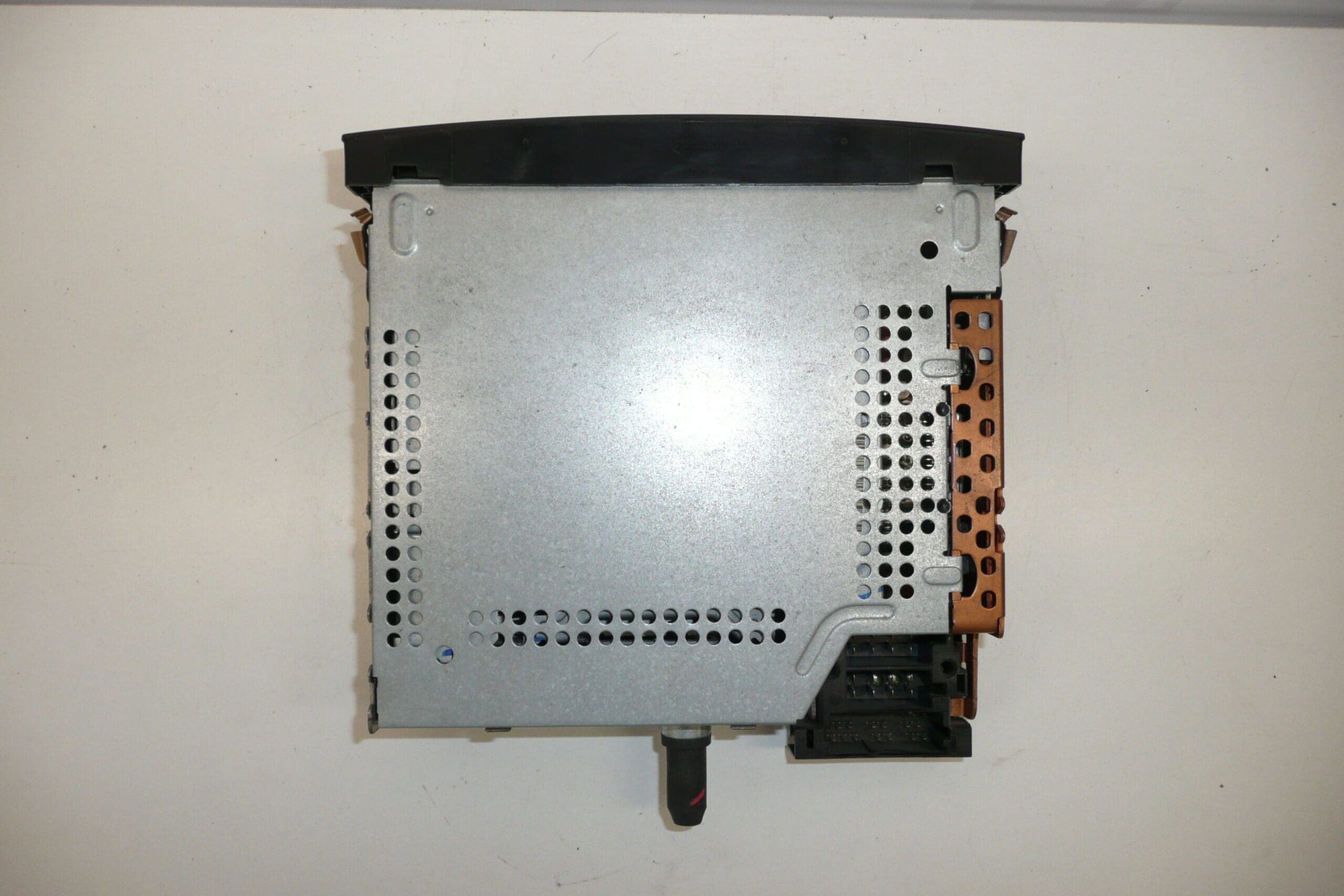 Autoradio con CD Citroën Peugeot 96514684XT - immagine 2