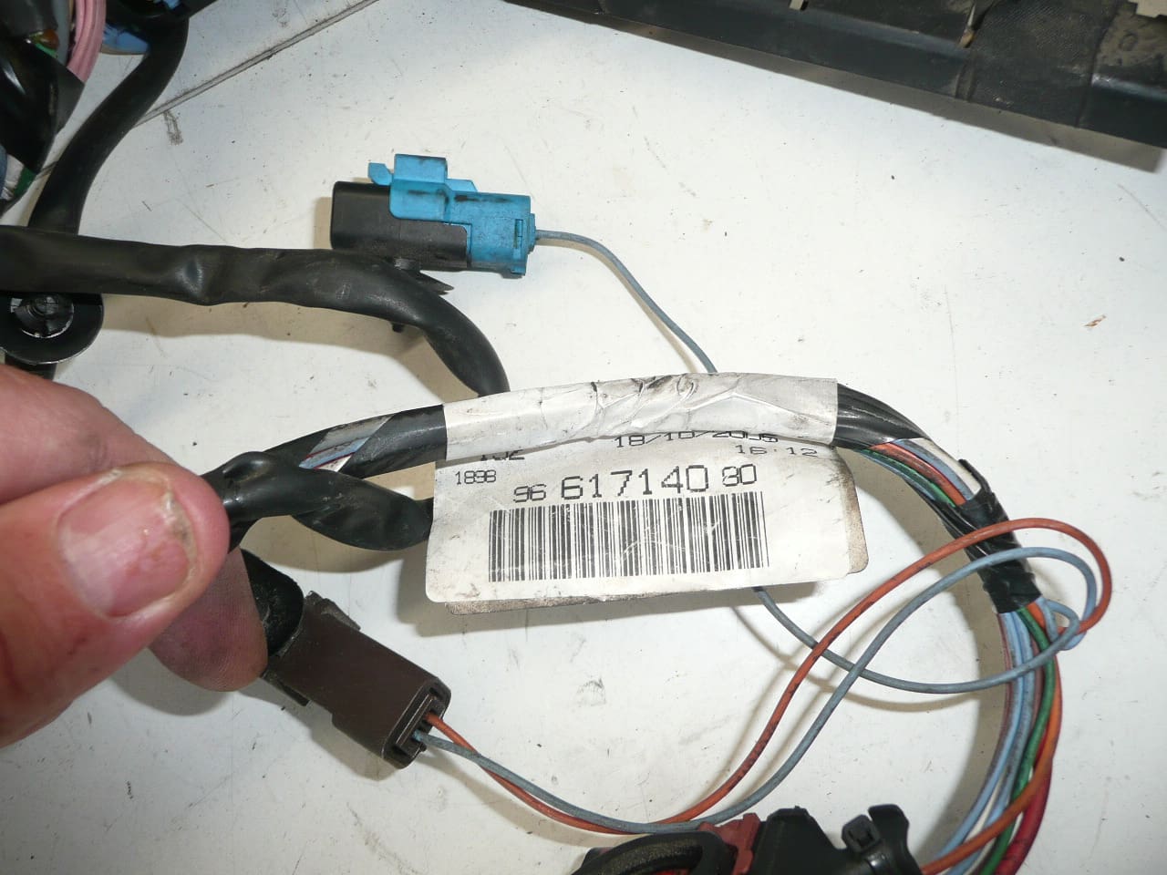 Fascicolo Citroën Peugeot 2.0HDI RHR 9661714180 9661714080 - immagine 2