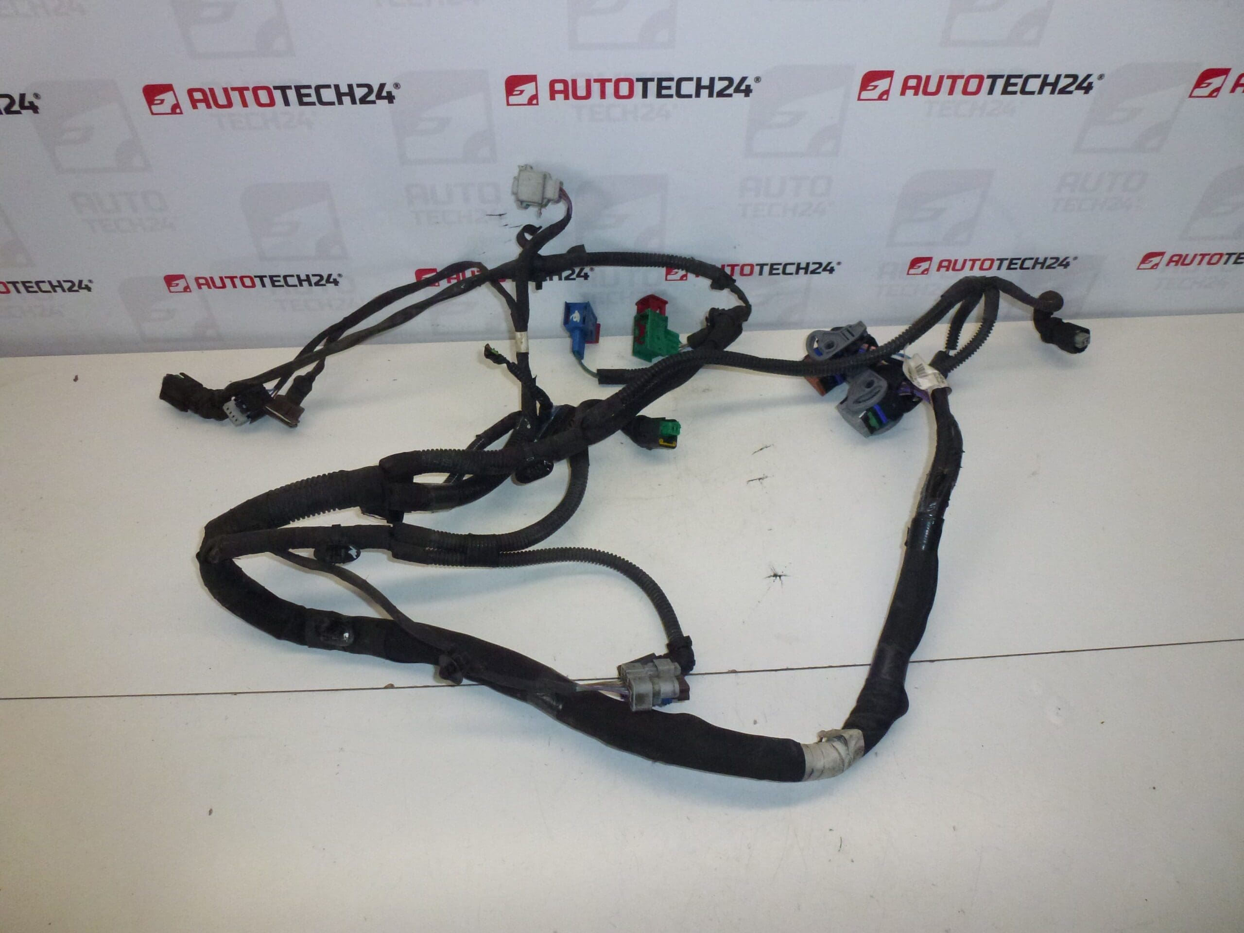 Cablaggio motore Peugeot 207 1.4i KFT 9686360080 6585P9