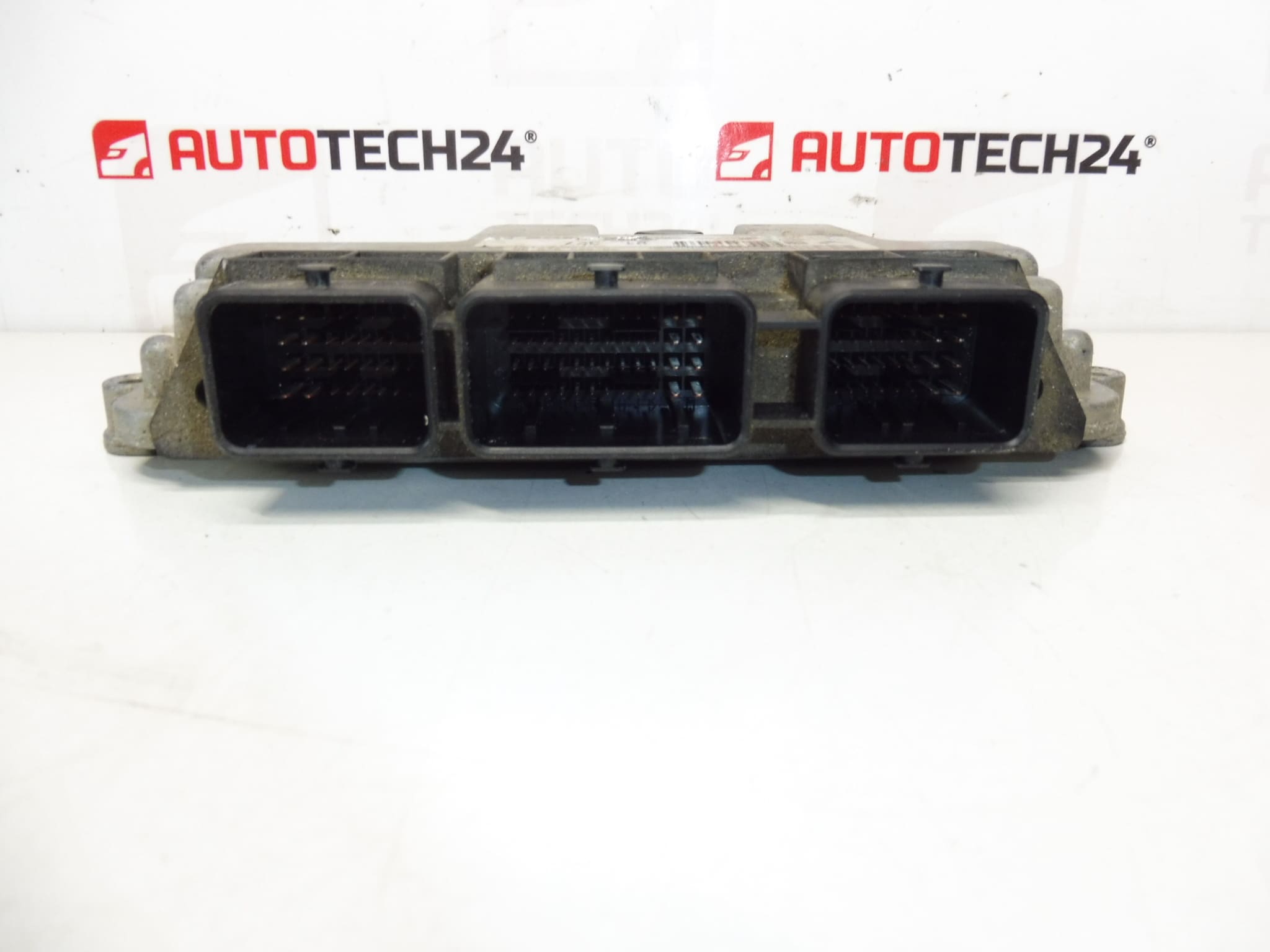 Unità di Controllo ECU Bosch ME7.4.5 0261208304 9657600680 1940SQ - immagine 2