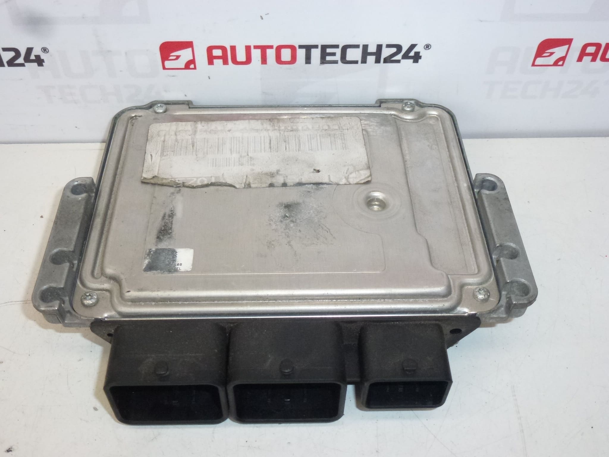 ECU Bosch MEV17.4 0261201505 9664738680 - immagine 2