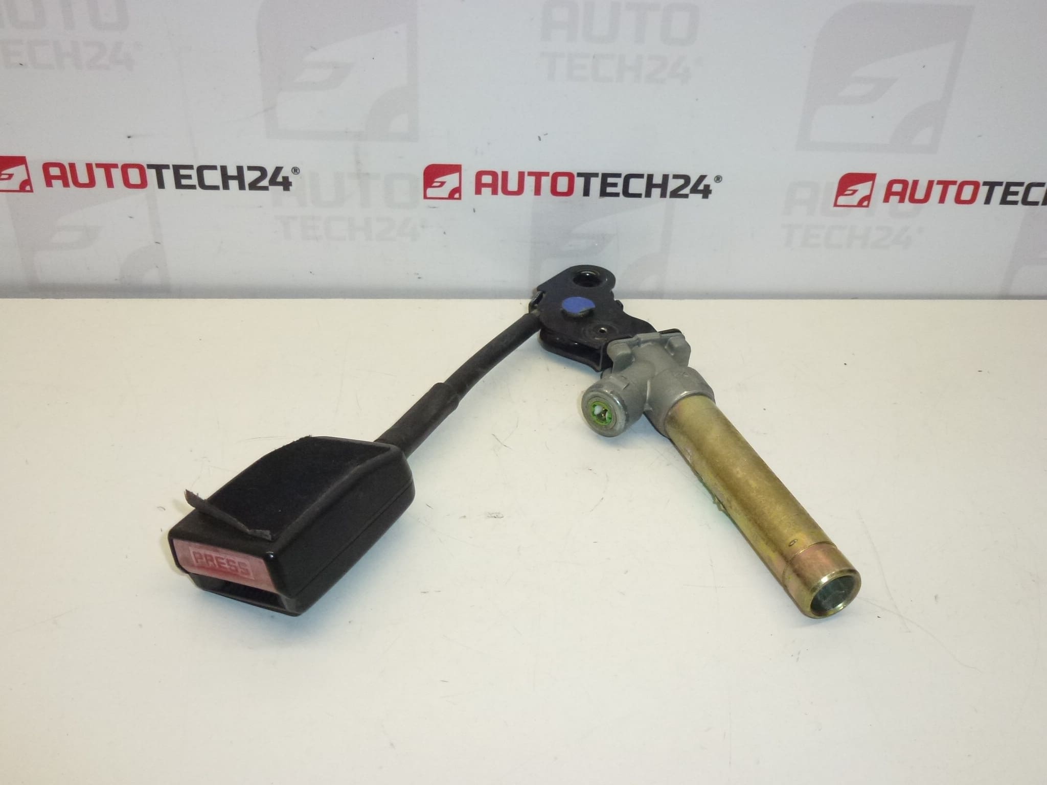 Chiusura cintura anteriore destra Peugeot 406 96233060XX 8972S2