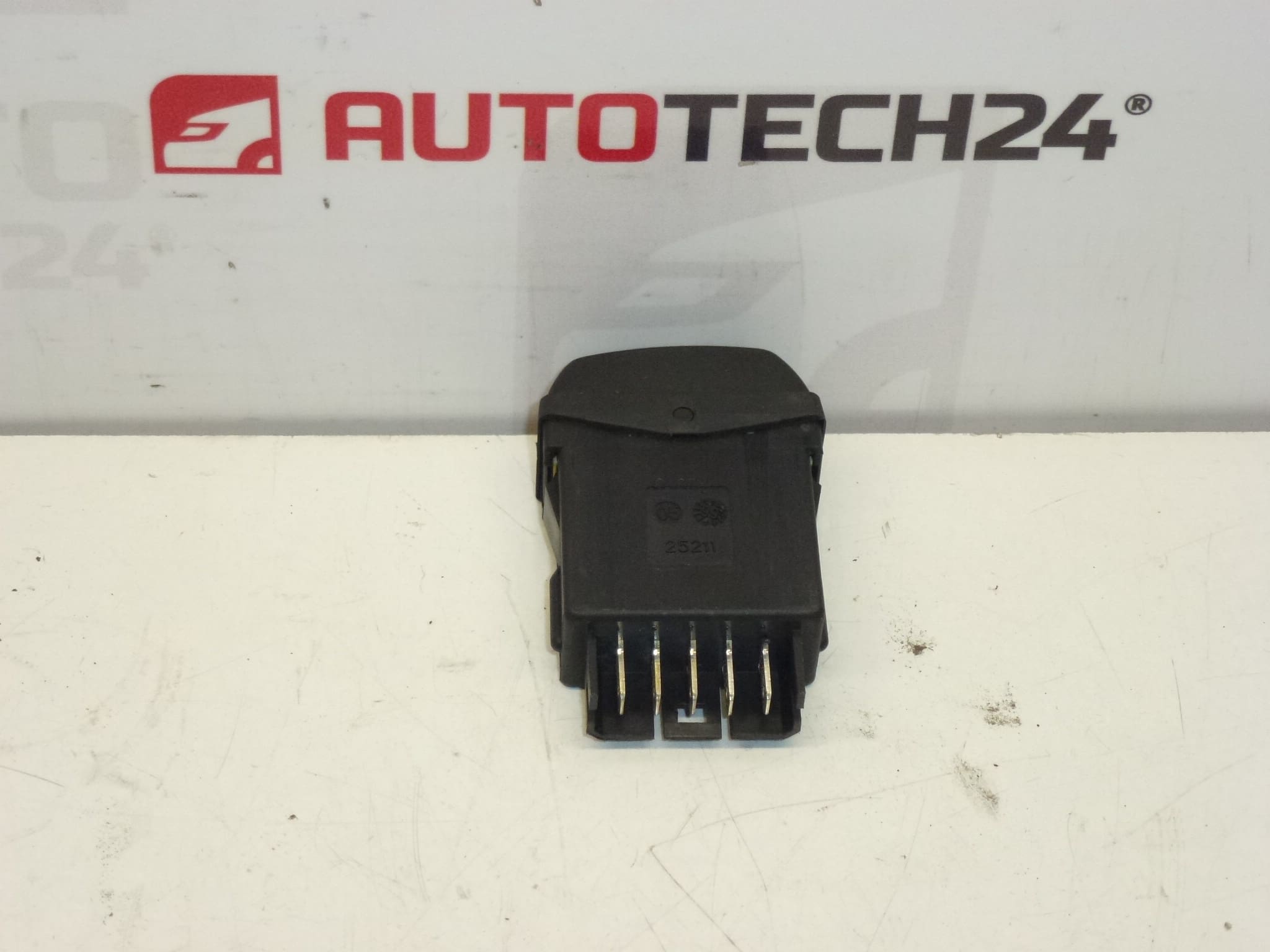 Ovladač finestra Citroën Xsara 6552TC - immagine 2