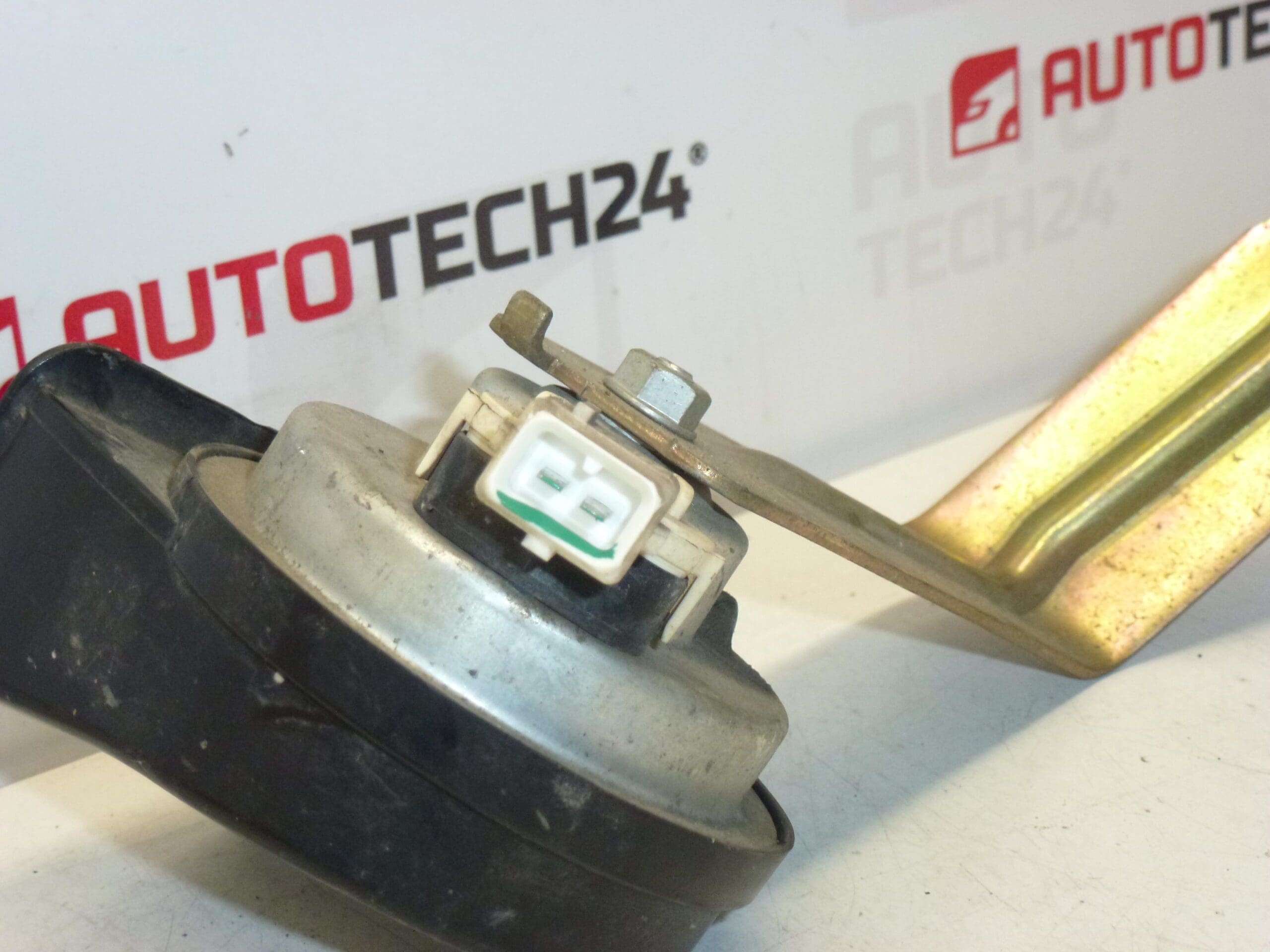Clacson e tromba con supporto Citroën C2 e C3 6236E8 - immagine 2