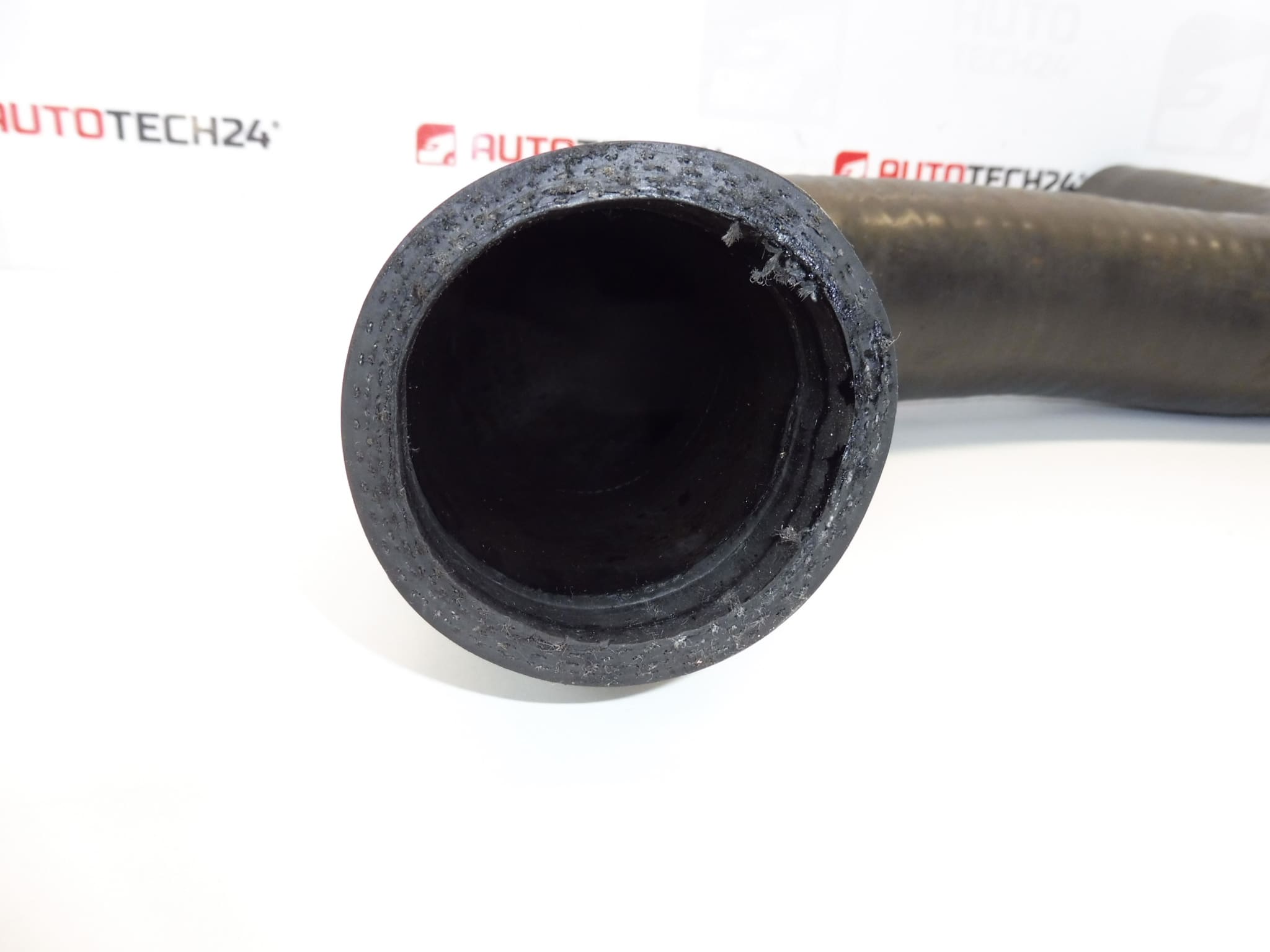 Collegamento aria intercooler Citroën Peugeot 2.2 HDI 0382HG - immagine 2