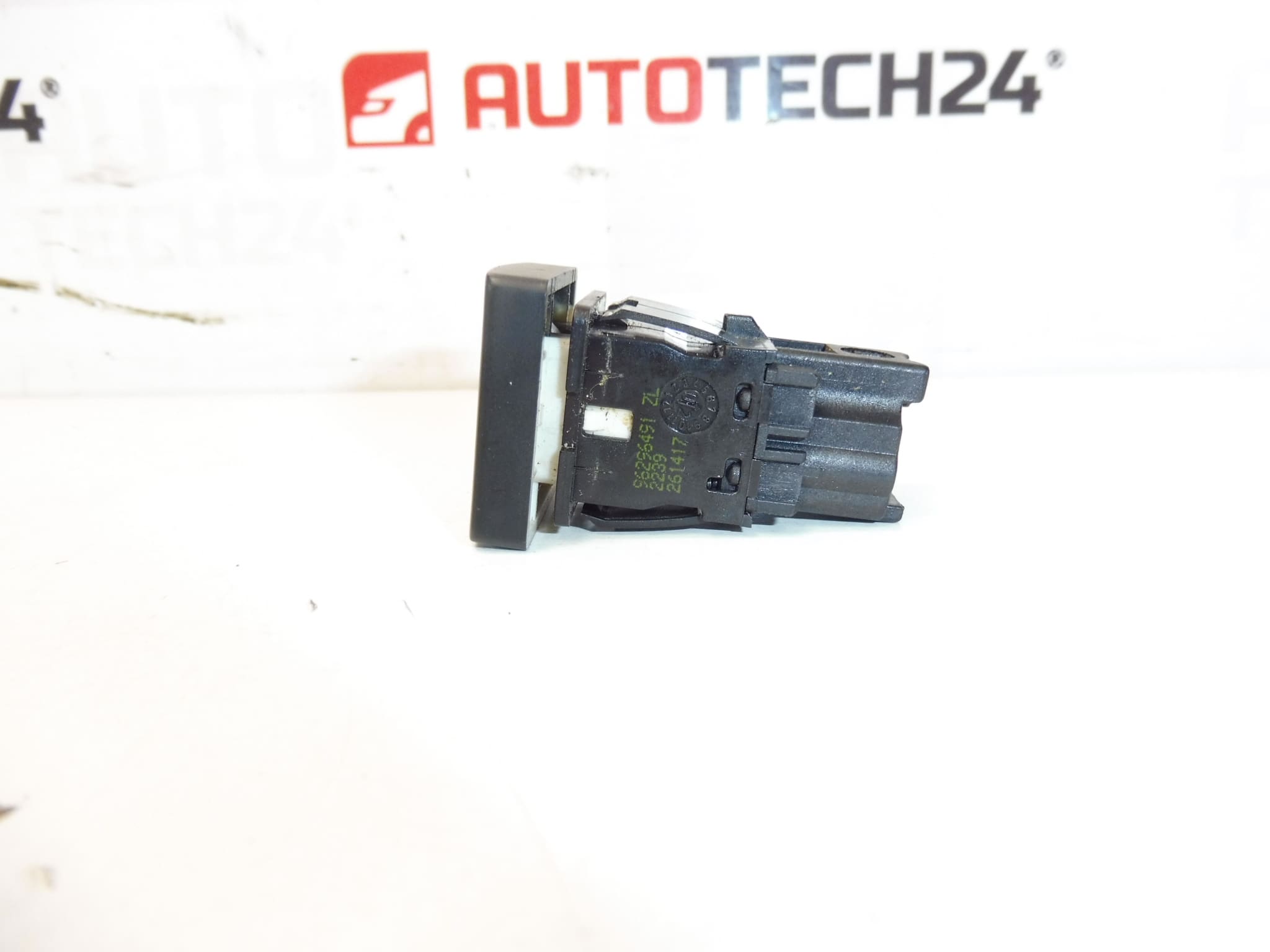 Comando Riscaldamento Sedili Citroën Peugeot 96296491ZL 8904TW - immagine 2