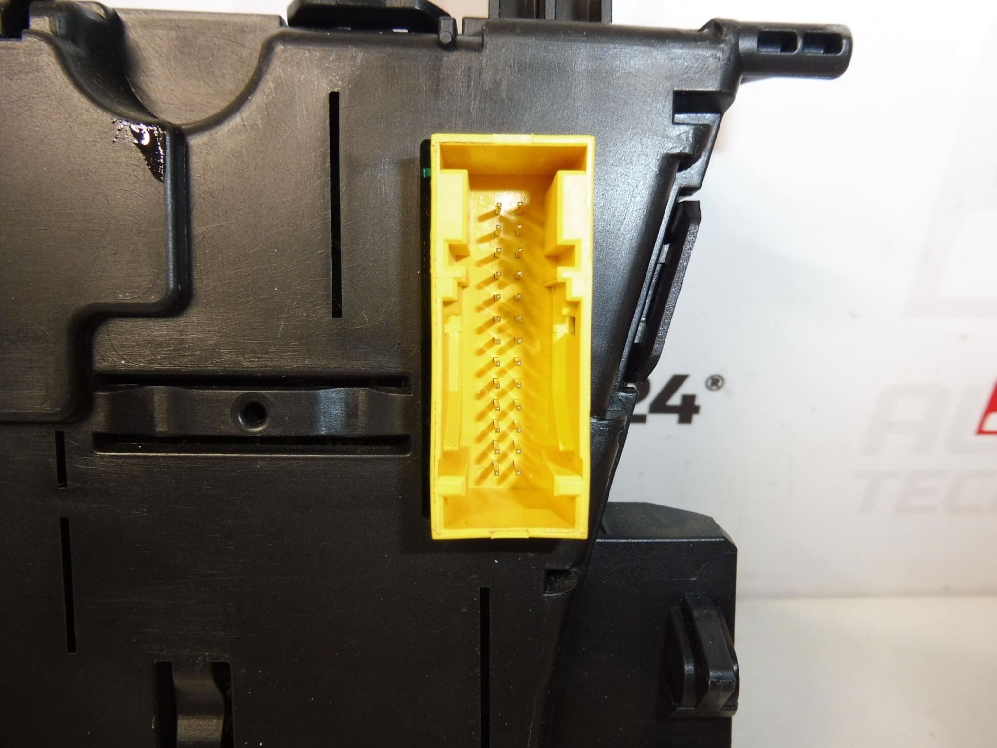 Tachimetro Citroën C4 Picasso chilometraggio 300.000 km 9663755980-D-00 6103T9 - immagine 2