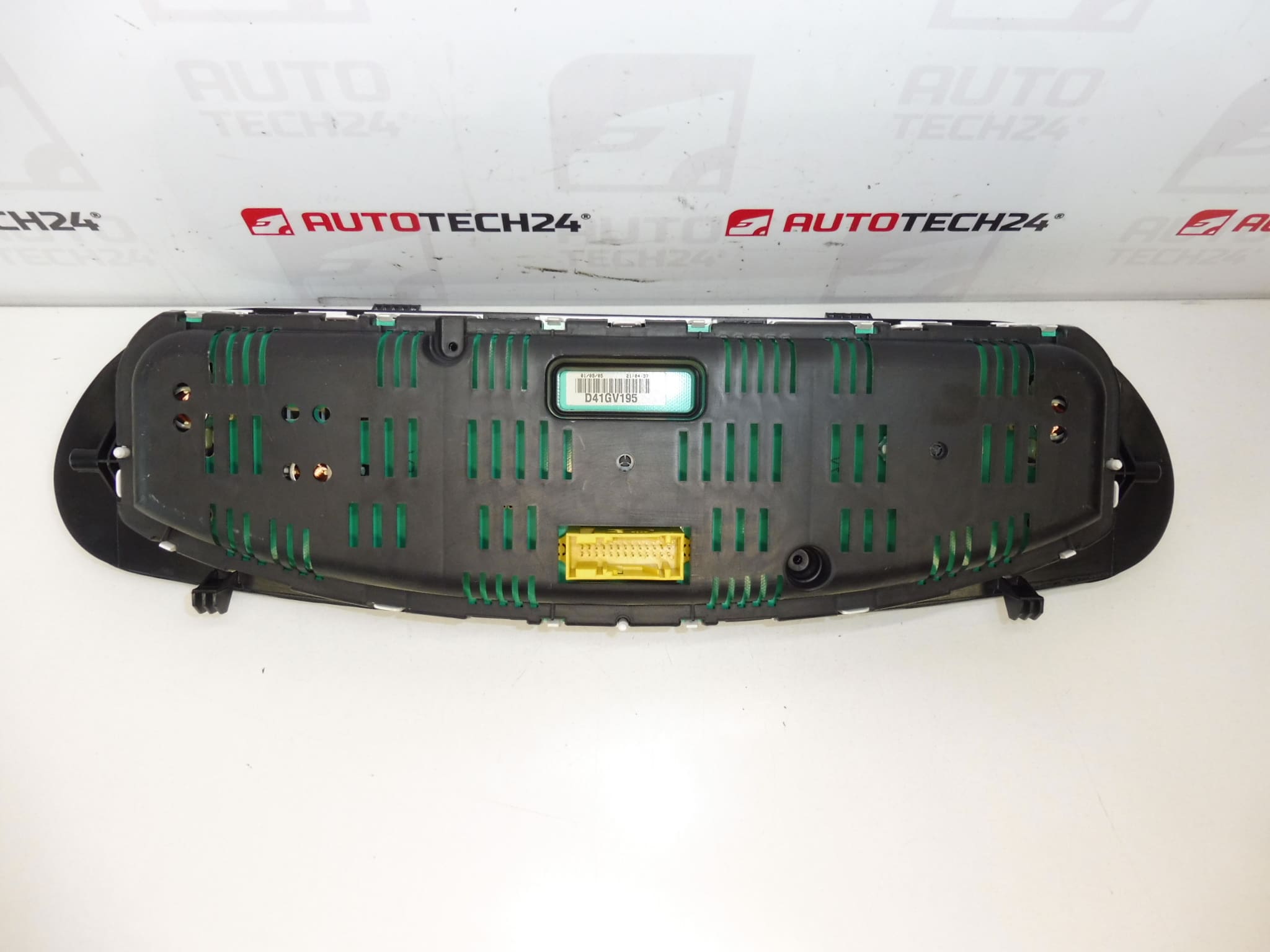 Tachimetro Citroën C5 II automatico 230000 km 9655608980 610320 - immagine 2