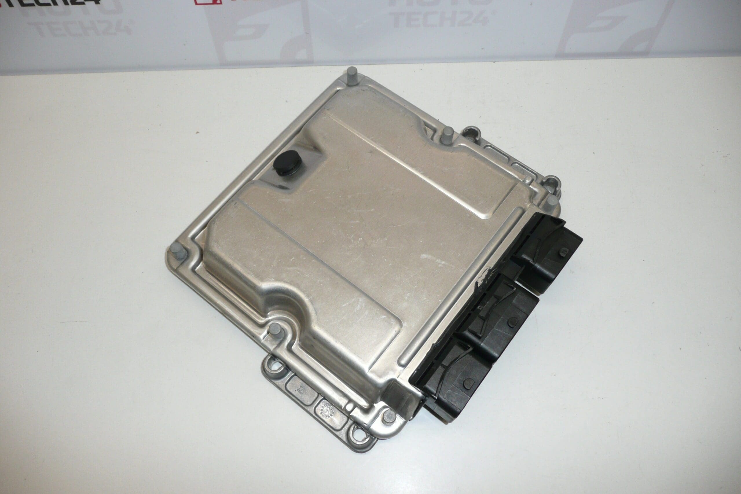 Unità di Controllo ECU Bosch EDC15C2 Citroën Peugeot 0281010886 9645534980 - immagine 2
