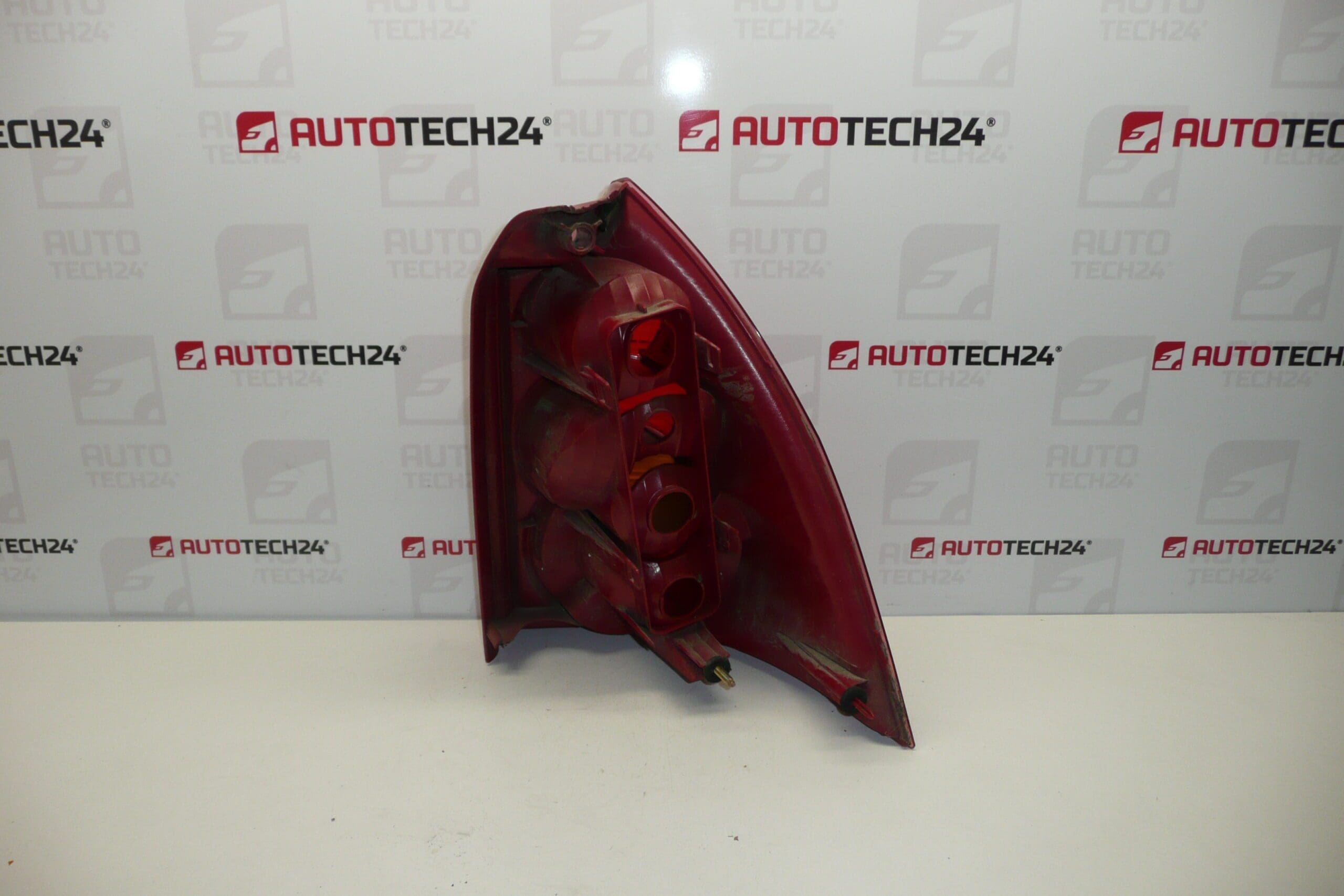 Luce Posteriore Sinistra Peugeot 307 SW 6350Q6 - immagine 2