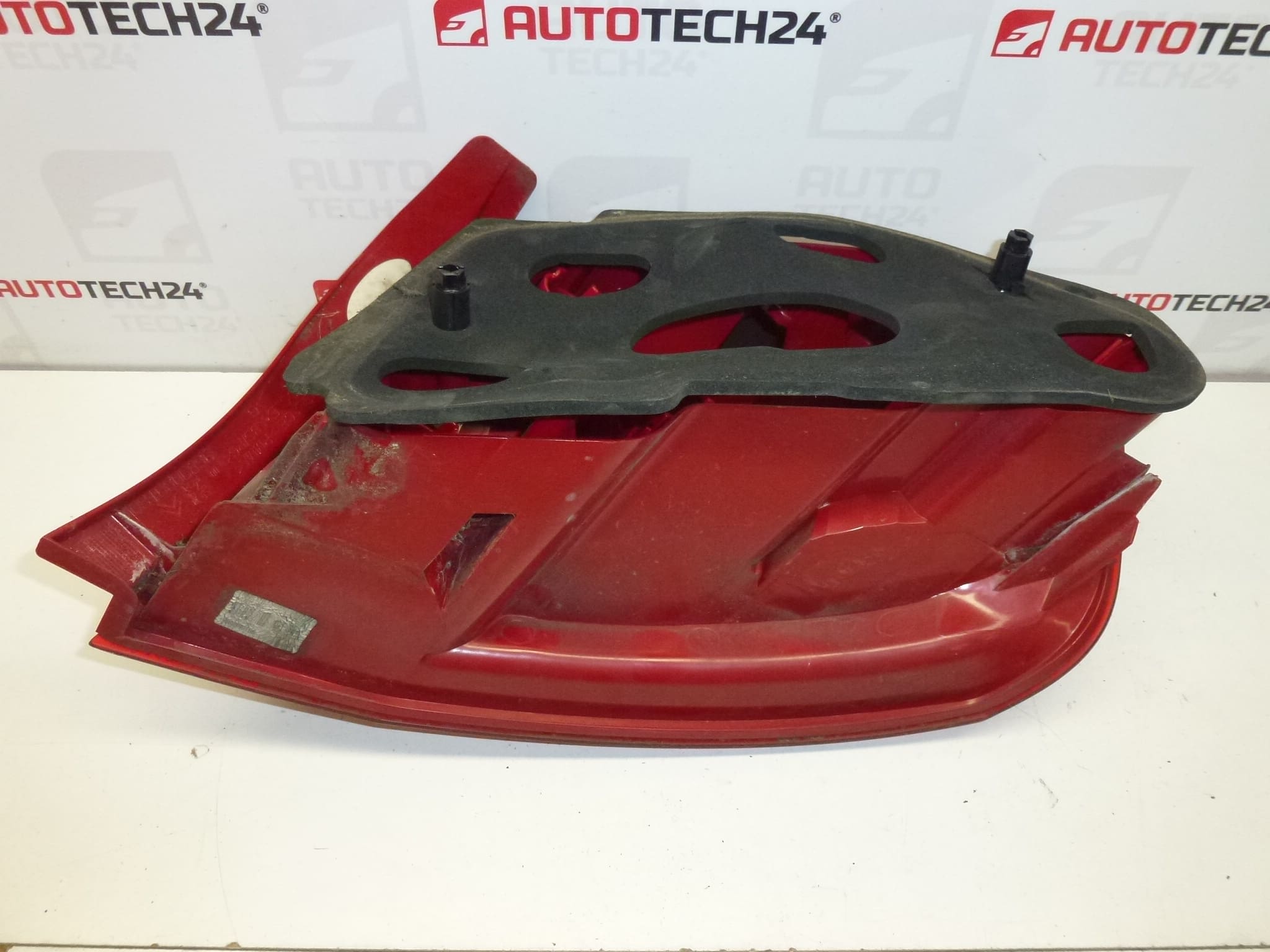 Luce Posteriore Sinistra Peugeot 407 Sedan 6350HP - immagine 2