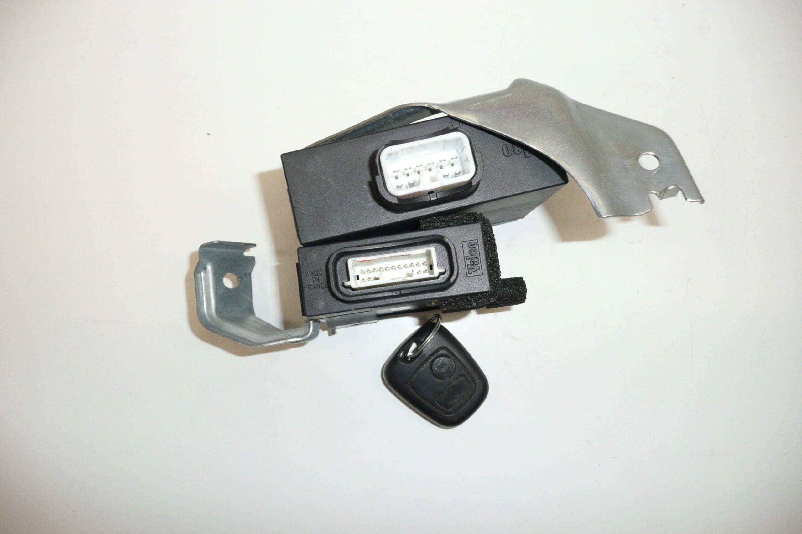 Immobilizzatore con telecomando per Citroën C1 e Peugeot 107 (6580V7, 6545PR, 6252P3) - immagine 2