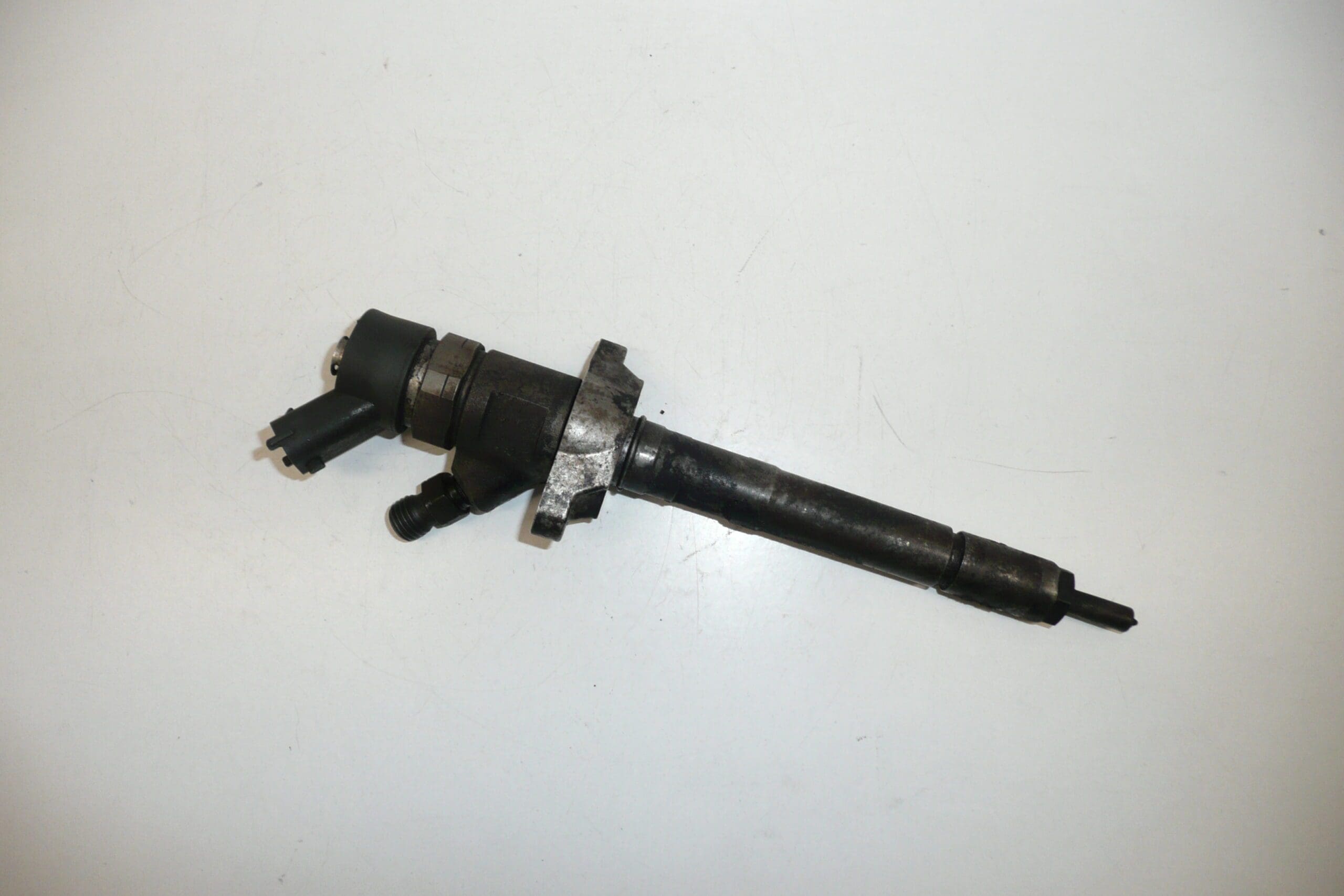 Iniettore Bosch 1.6 HDI 55 e 66 kW 0445110239 - immagine 2