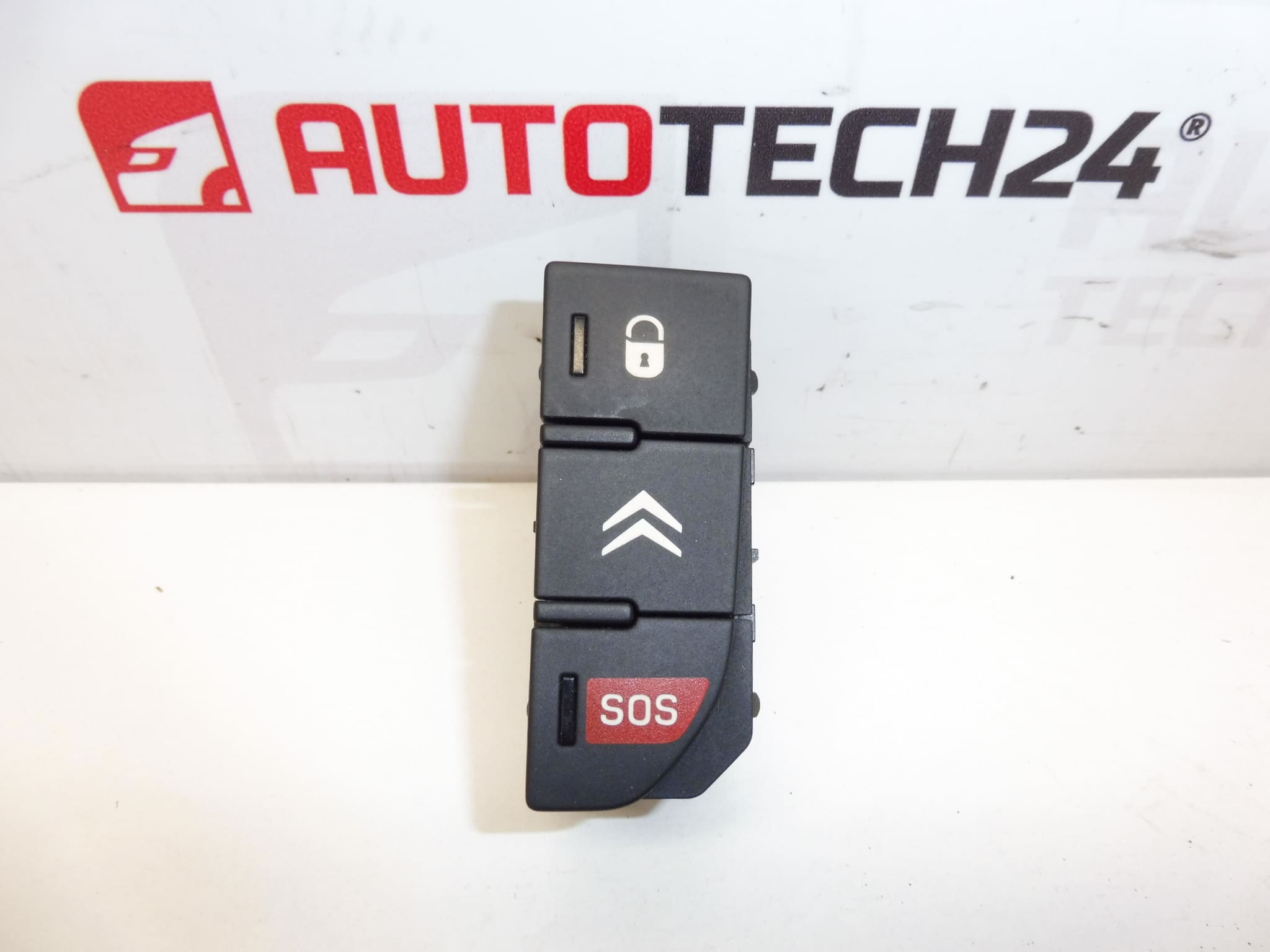 Interruttore chiusura centralizzata e SOS Citroën C5 X7 96645838ZD 649045