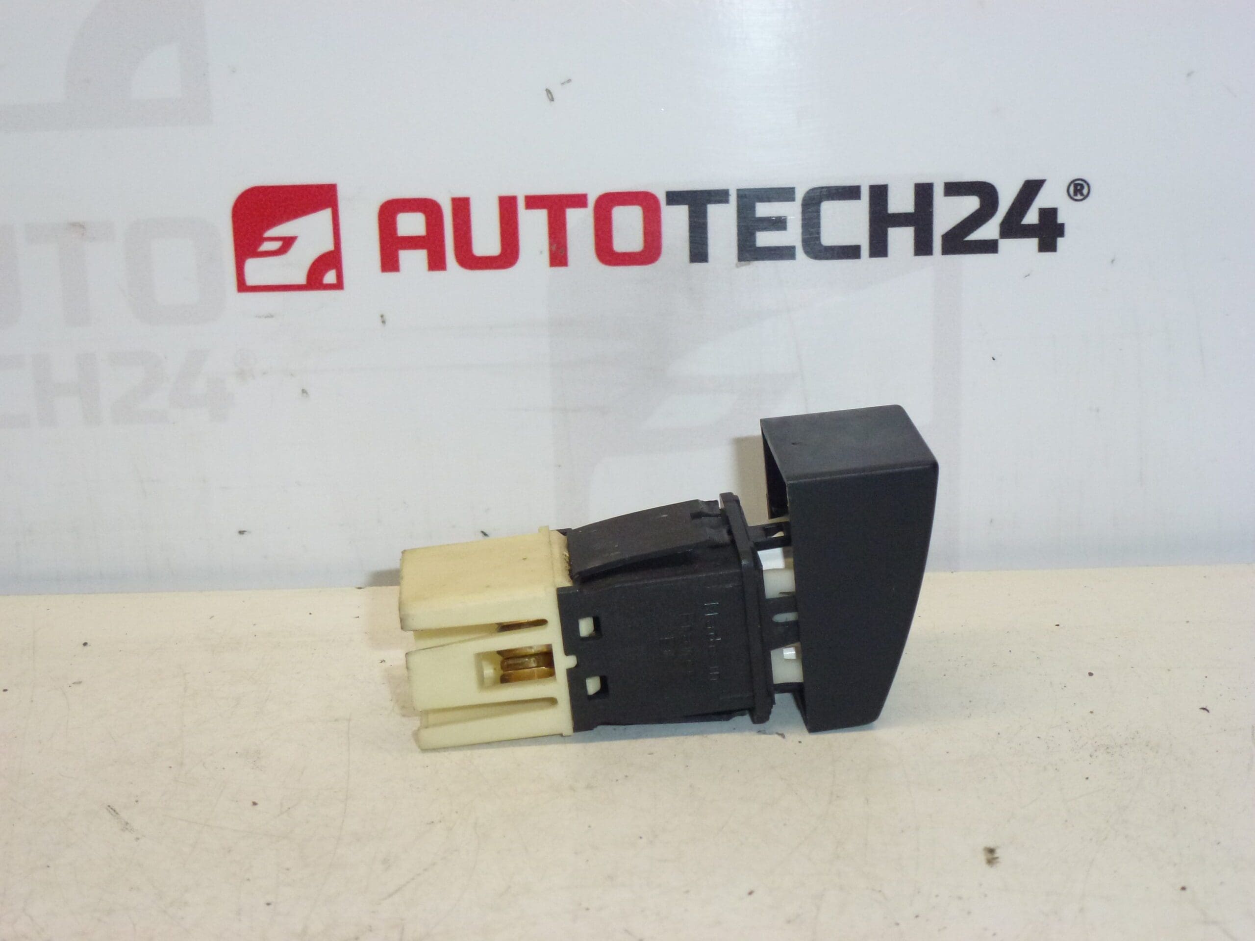 Interruttore ESP Peugeot 406 6554K6 - immagine 2