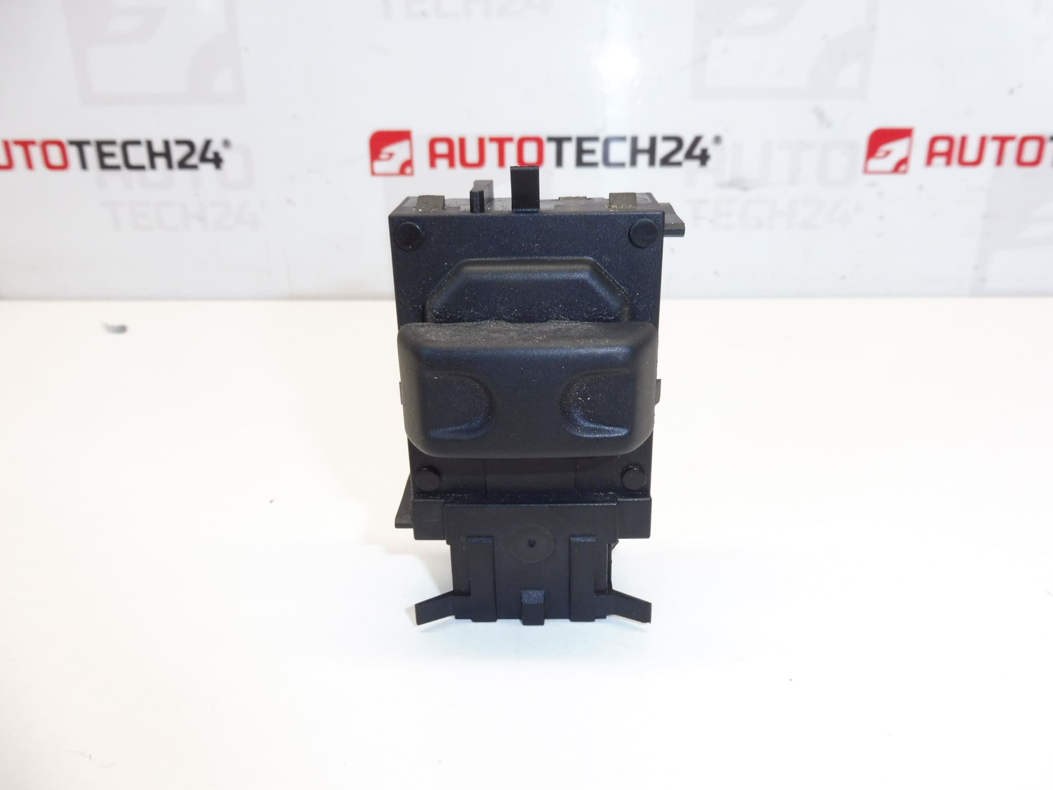 Interruttore sedile passeggero Citroën C5 X7 96602209XT 8898HY