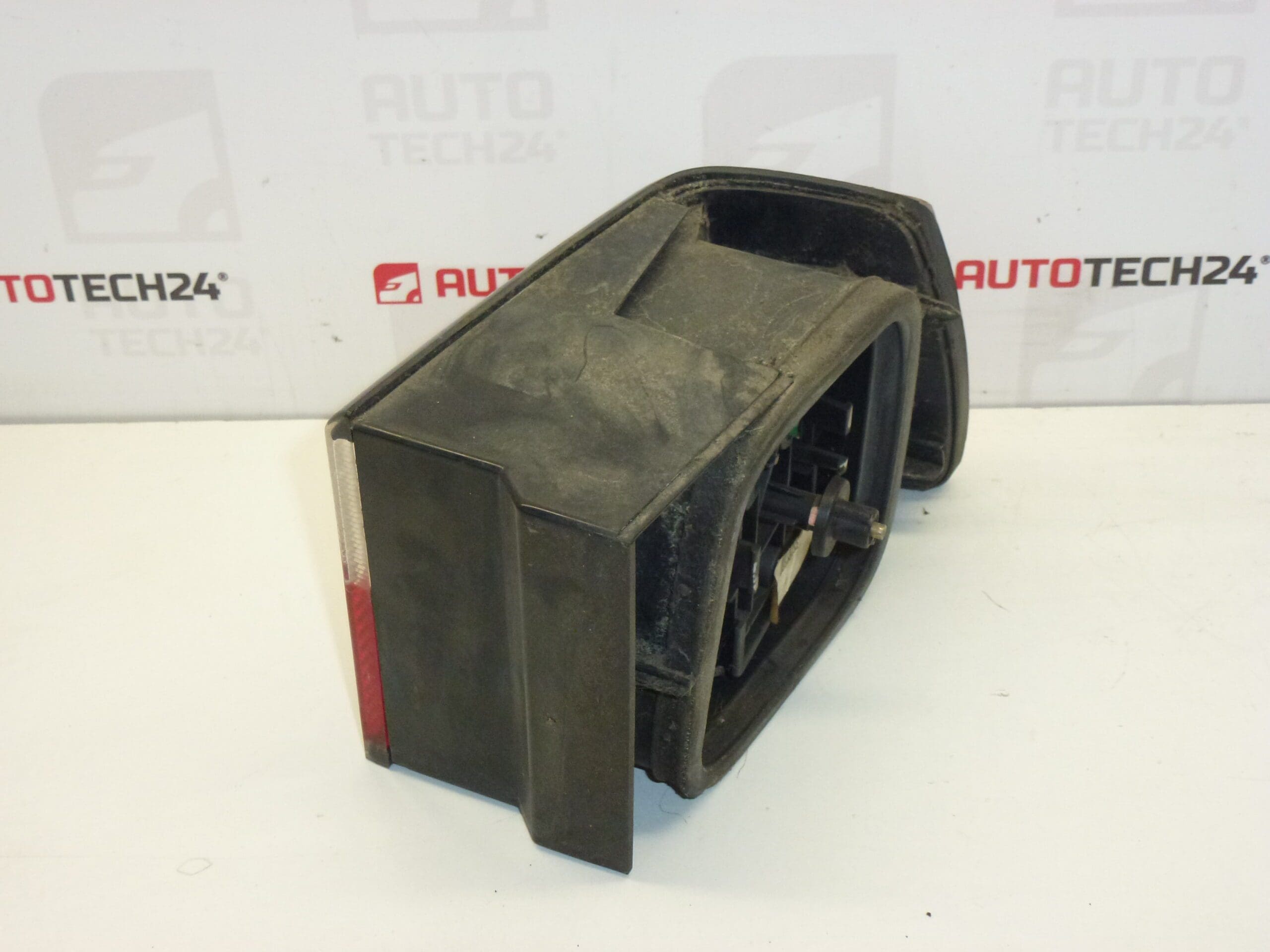 Lampa Posteriore Sinistra Parafango Citroën Xantia 6350K0 - immagine 2