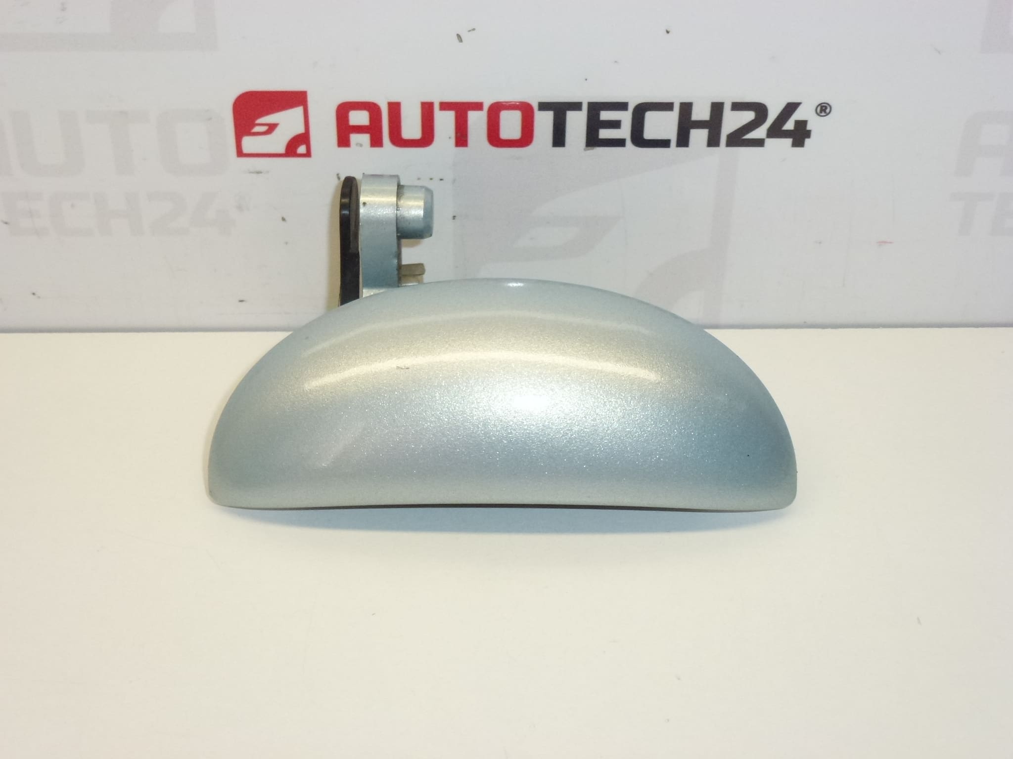Maniglia della porta anteriore destra Citroën C1 Peugeot 107 blu argento 9101AH
