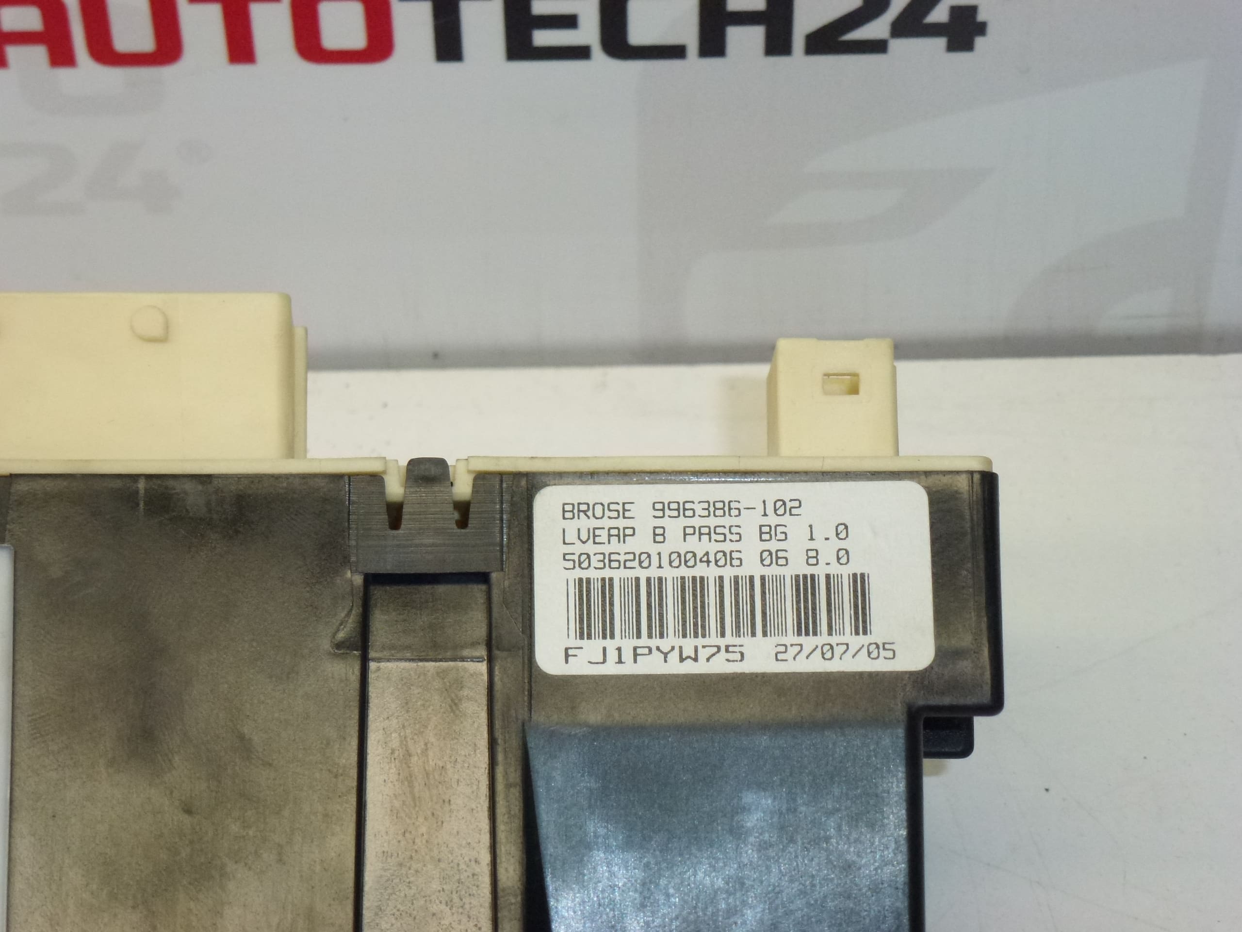 Motore Elettrico Alzacristallo Anteriore Destro Peugeot 307CC 9660037580 9222CK - immagine 2