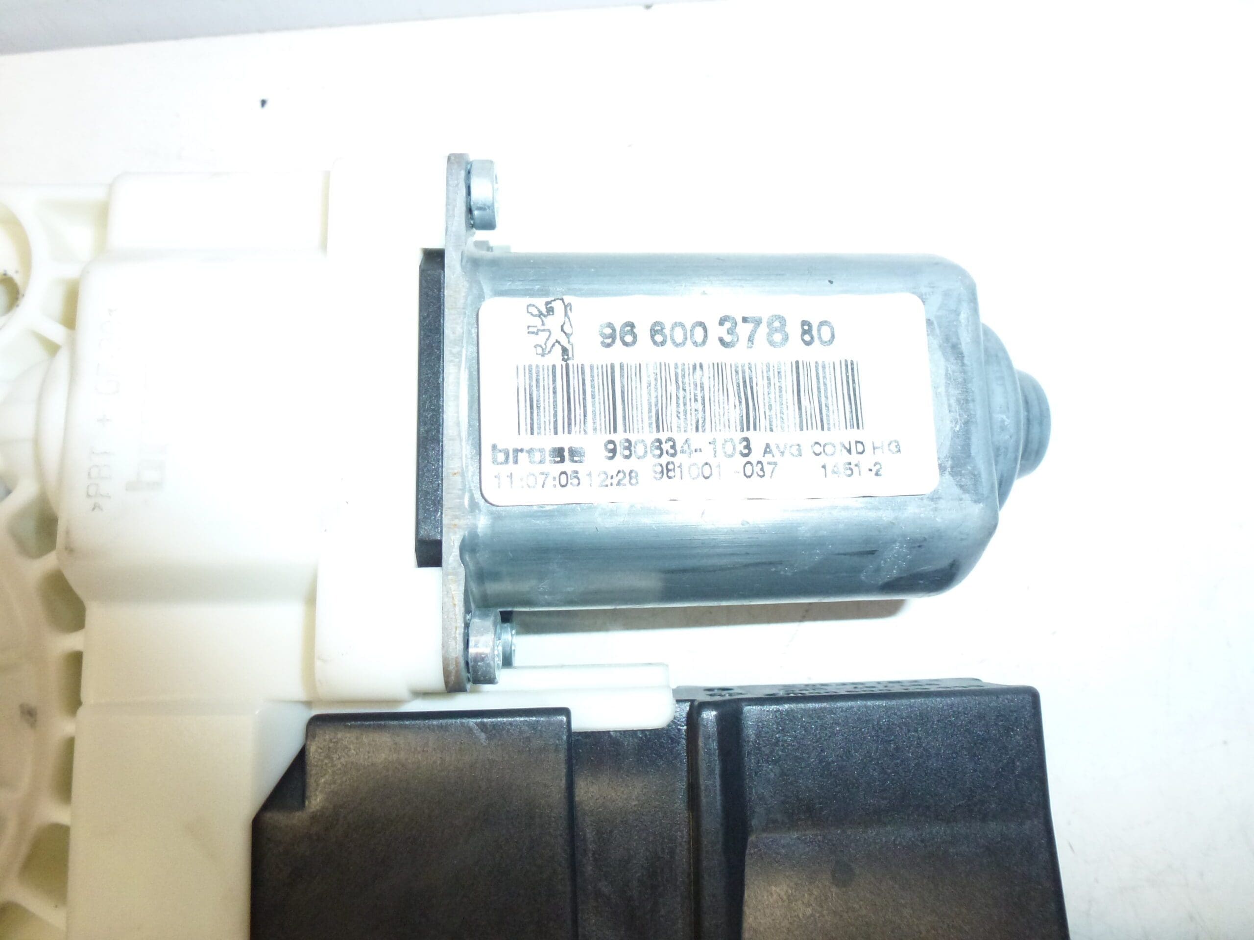 Motore Alzacristallo Sinistro Peugeot 307 CC 9660037880 9221CN - immagine 2