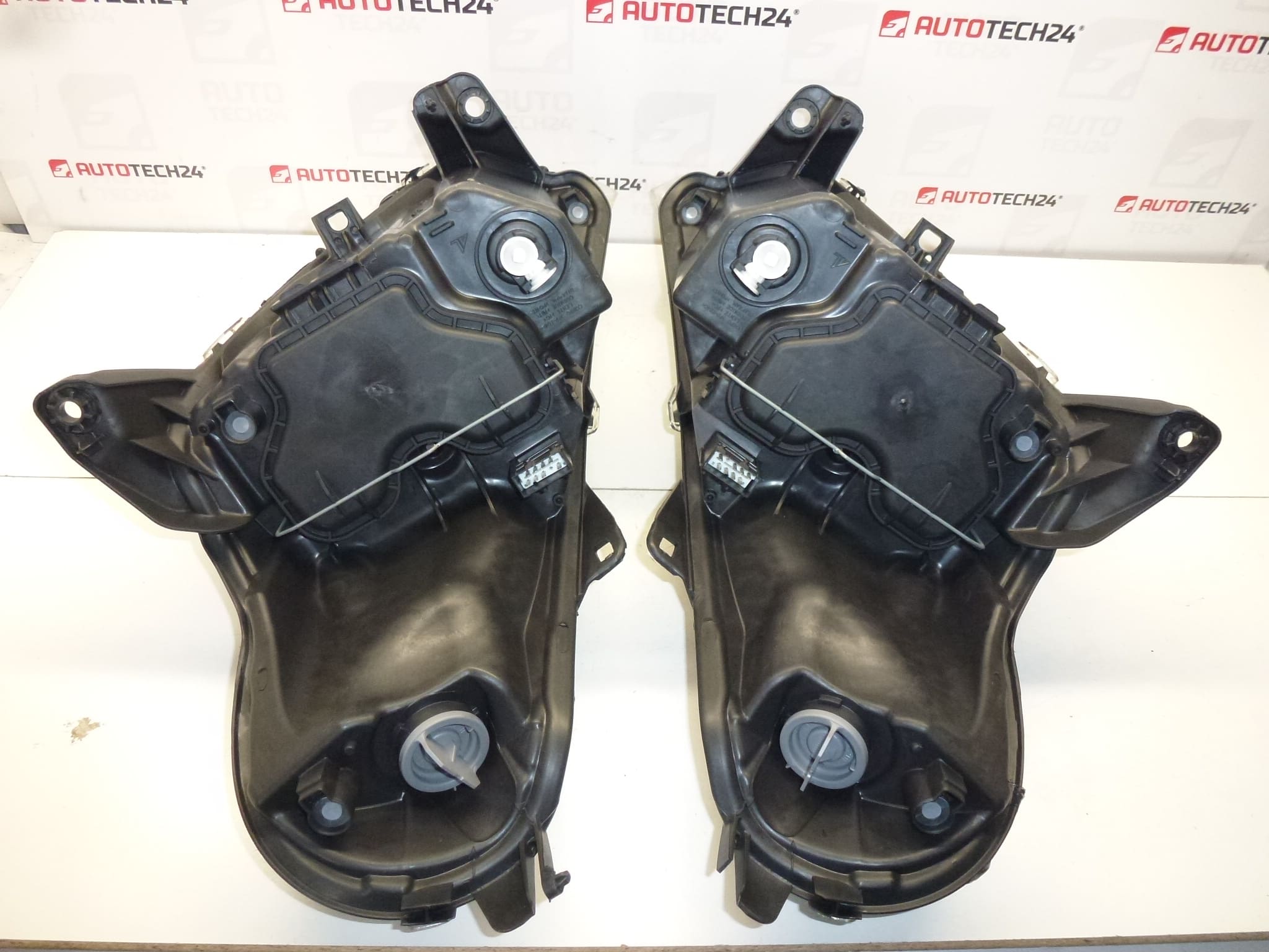 Fari Anteriori Usati - SET Citroën C3 PLURIEL 6204ZL 6204ZN 6208K8 6206K8 - immagine 2