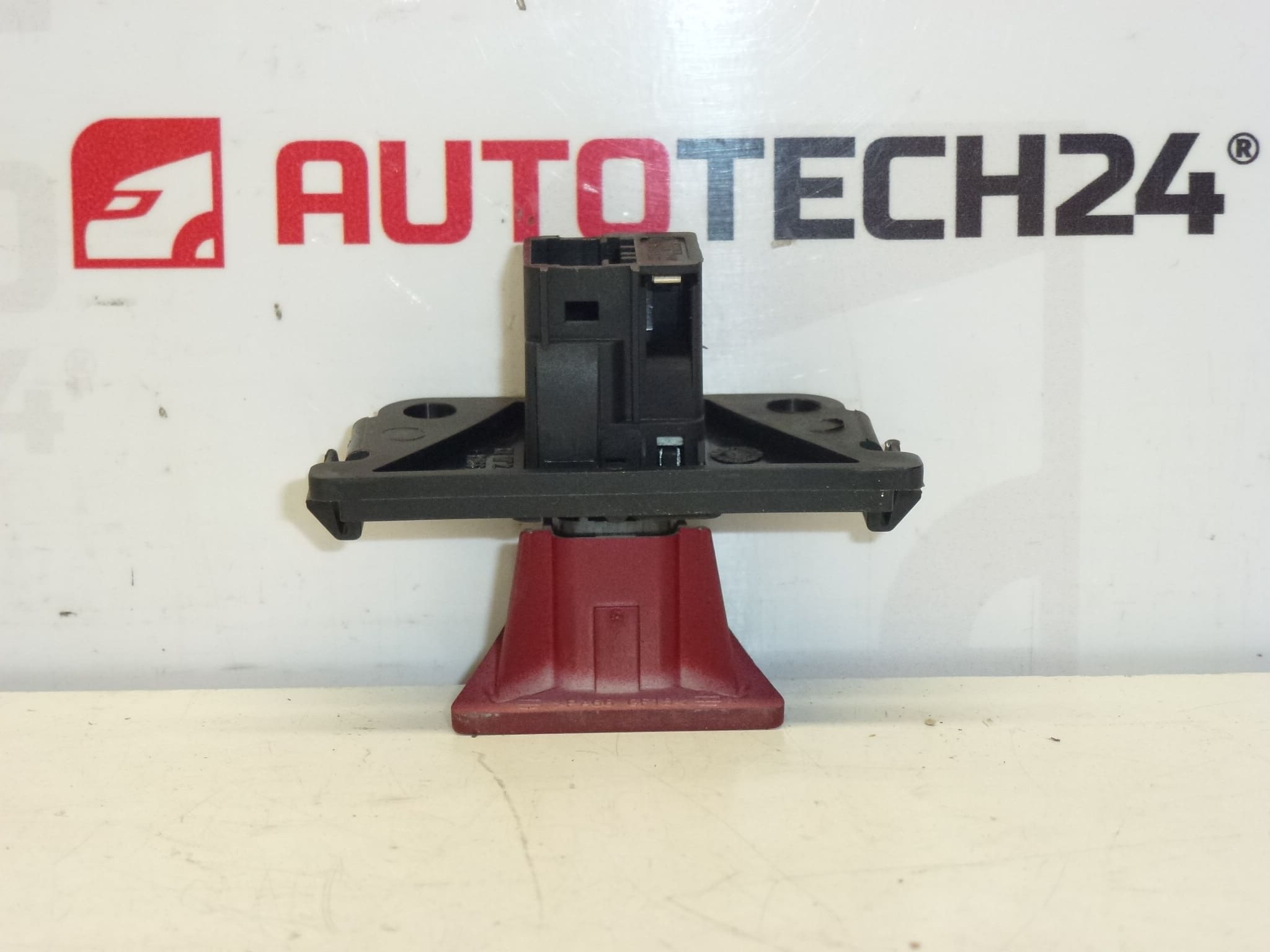 Interruttore Luci di Emergenza Peugeot 307 9643219577 6554J7 - immagine 2