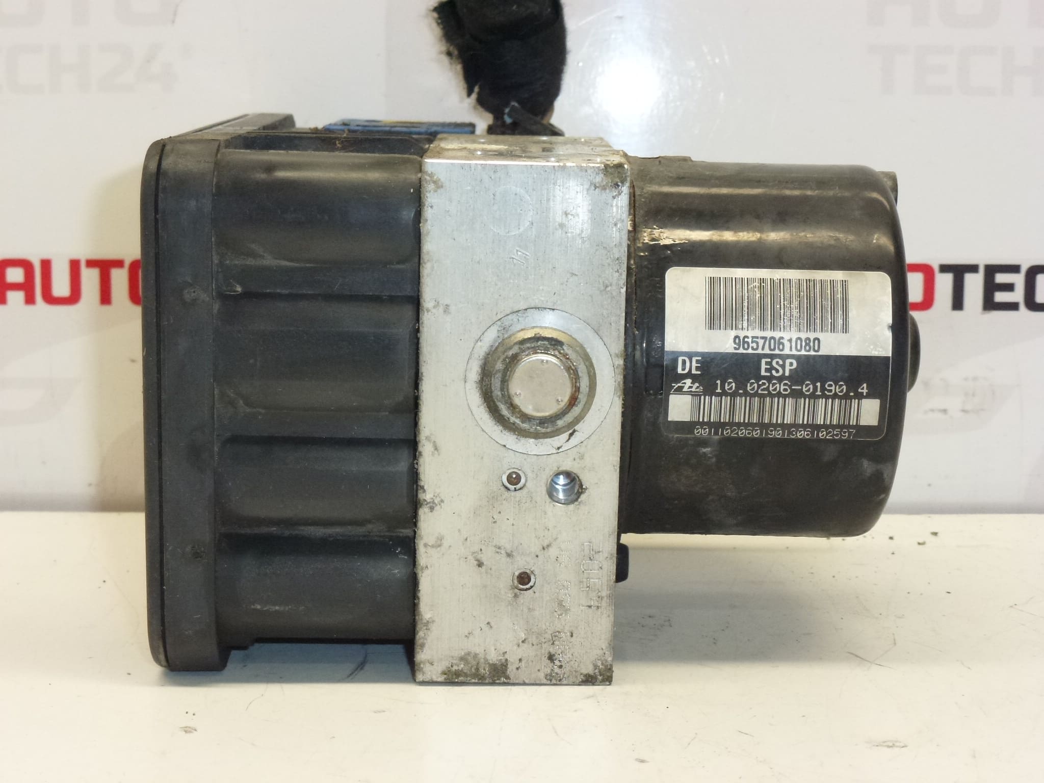 Pompa ABS/ESP ATE per Citroën C5 II 10.0960-1140.3 9657061080 - immagine 2