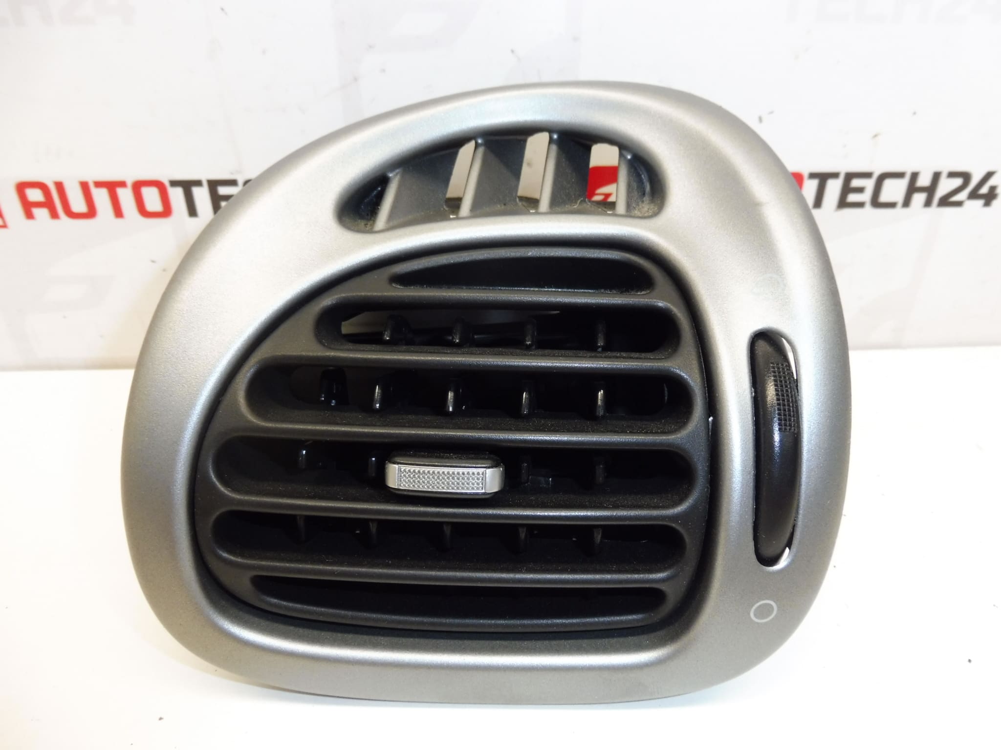 Uscita Ventilazione HTG Citroën Xsara Picasso 9631280177 8264AT - immagine 2