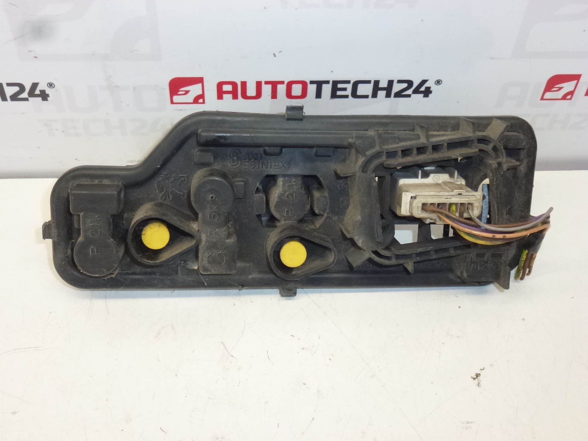 Rettangolo per Lampada Posteriore Sinistra per Peugeot 307 SW 6350X2 6350X3 - immagine 2