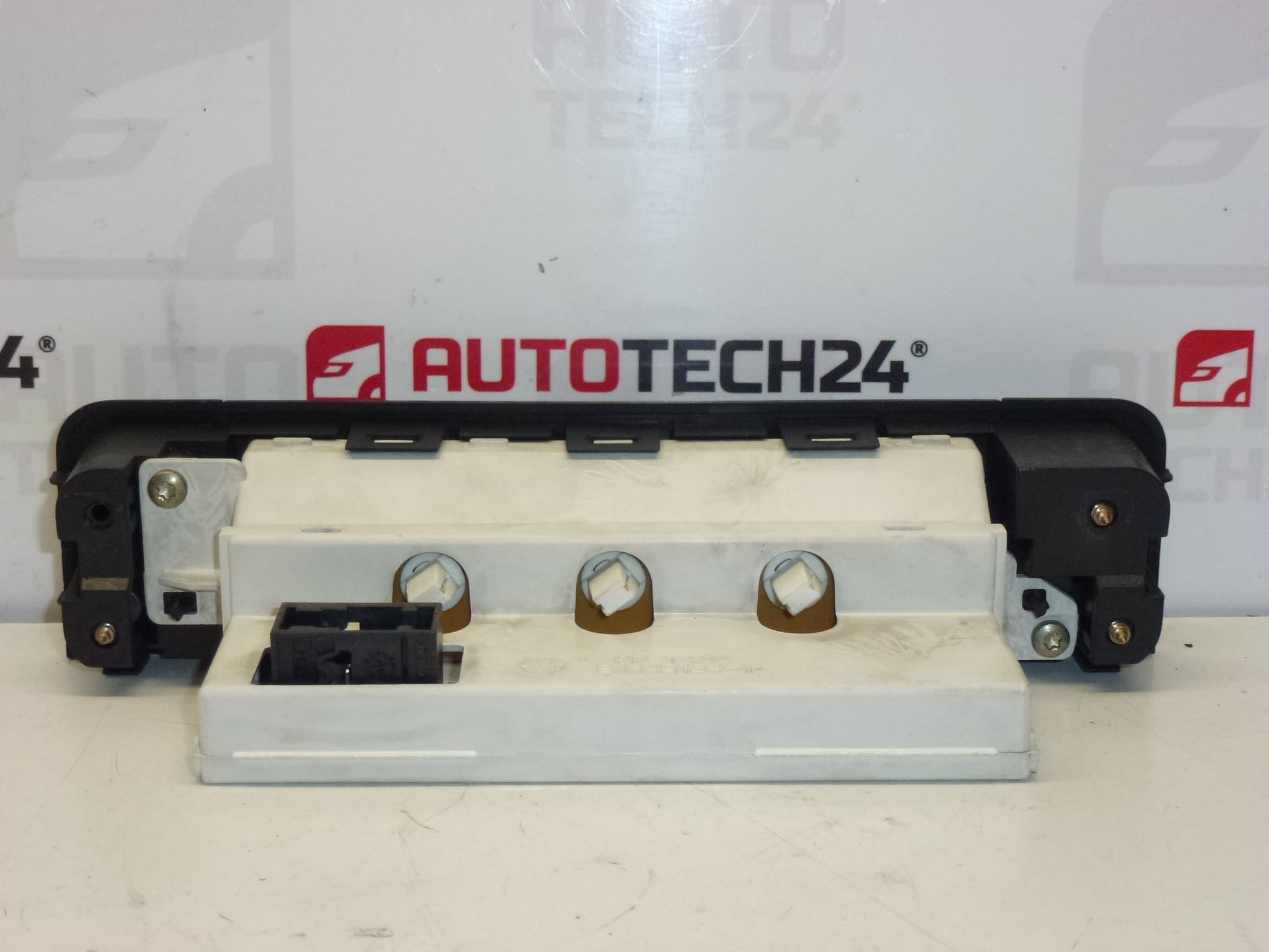 Display Radio e Computer Peugeot 406 9640975877 6155P8 - immagine 2