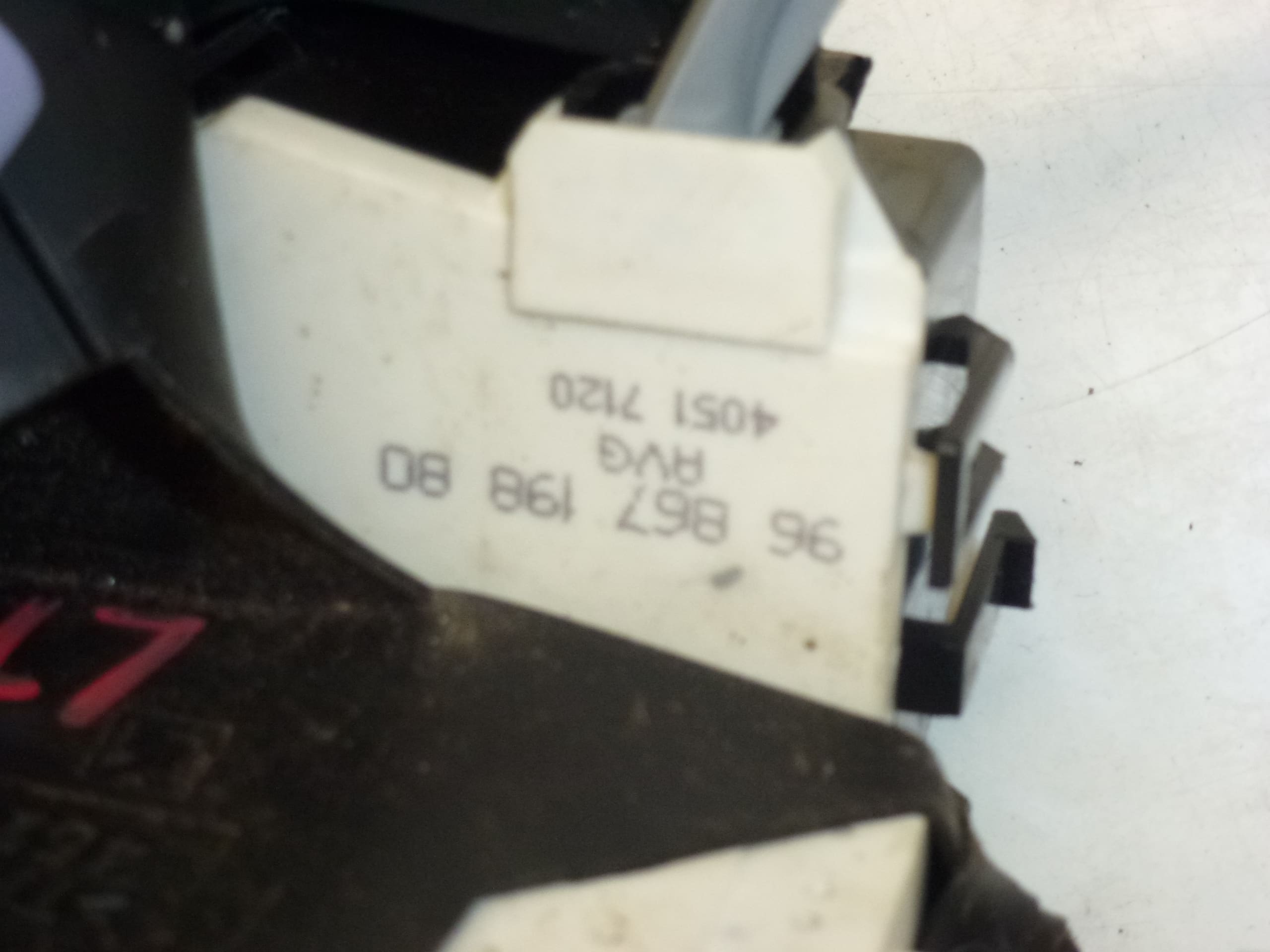 Serratura portiera anteriore sinistra Citroën C4 9686719880 9135FA - immagine 2