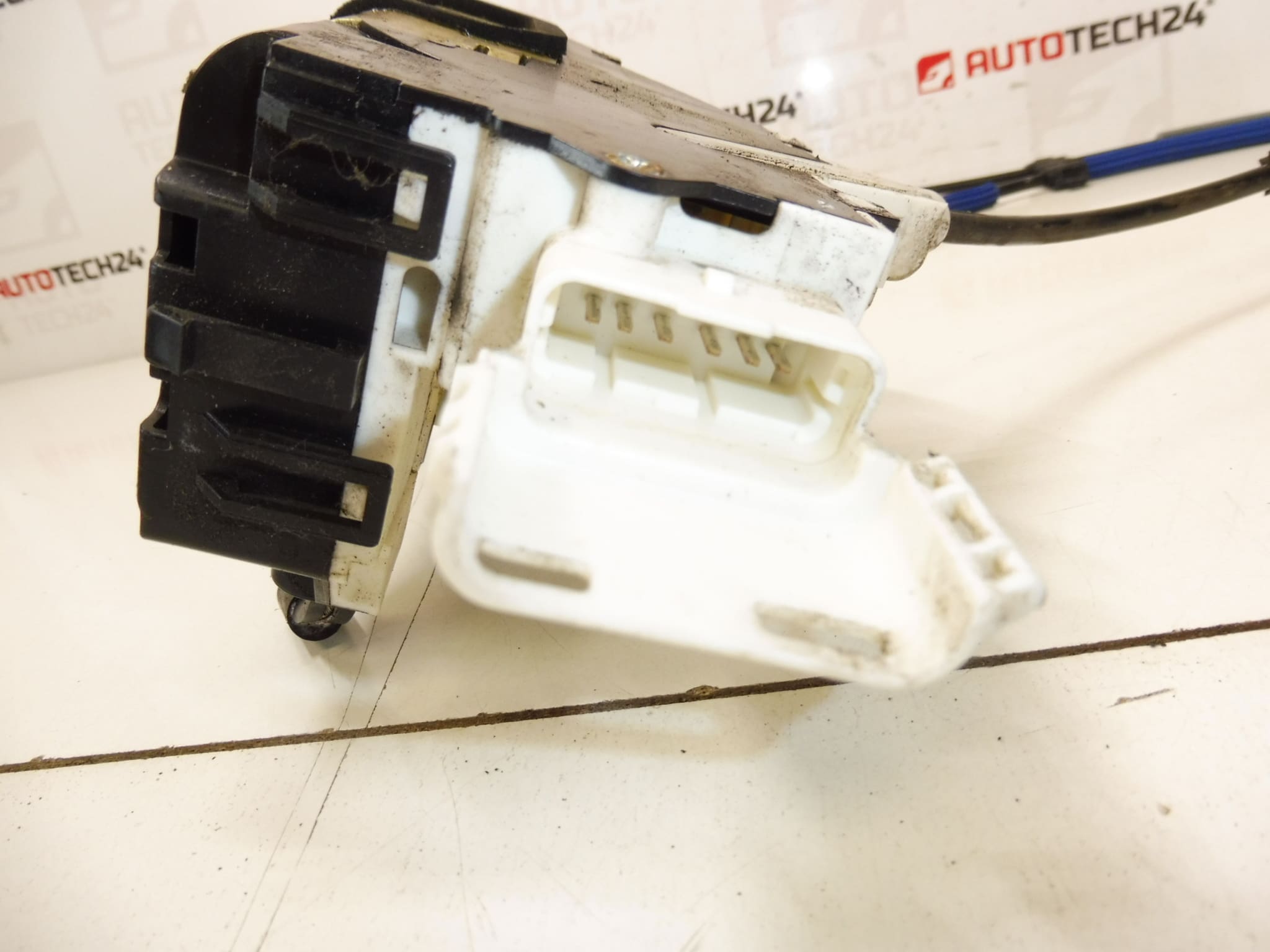 Serratura Elettrica Porte con Centrallock Peugeot 1007 9681334380 9660701180 9135AE - immagine 2