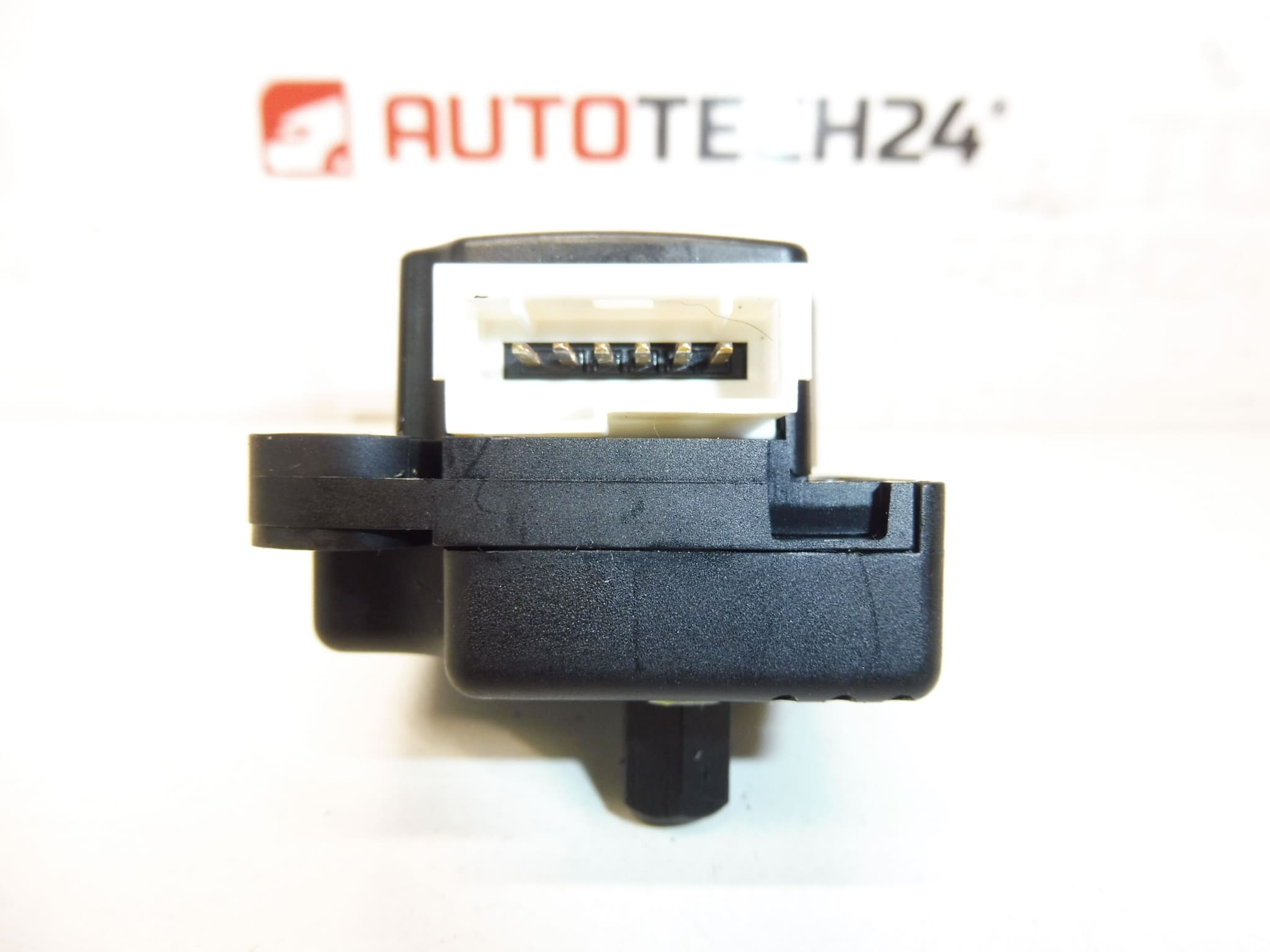 Servomotore trazione Behr per Citroën e Peugeot EAM501 951508UA14 6447QN - immagine 2