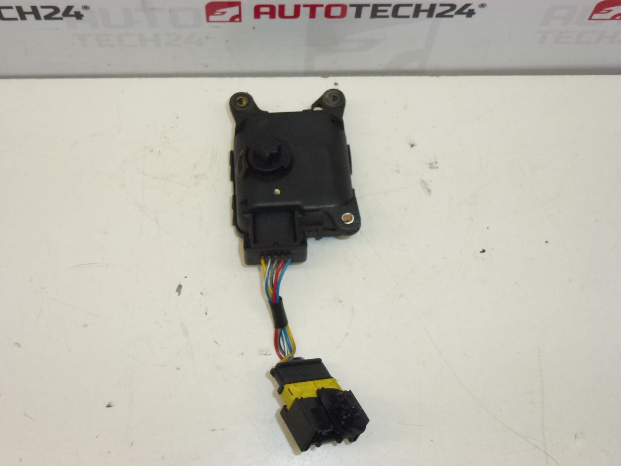 Servomotore Bosch Citroën Peugeot 0132801160 6447ER - immagine 2