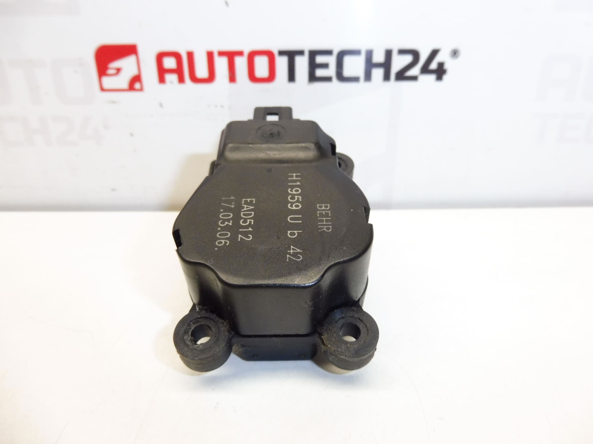 Motore riscaldamento BEHR H1959UB42 per Citroën/Peugeot (PSA) EAD512 6447RZ - immagine 2