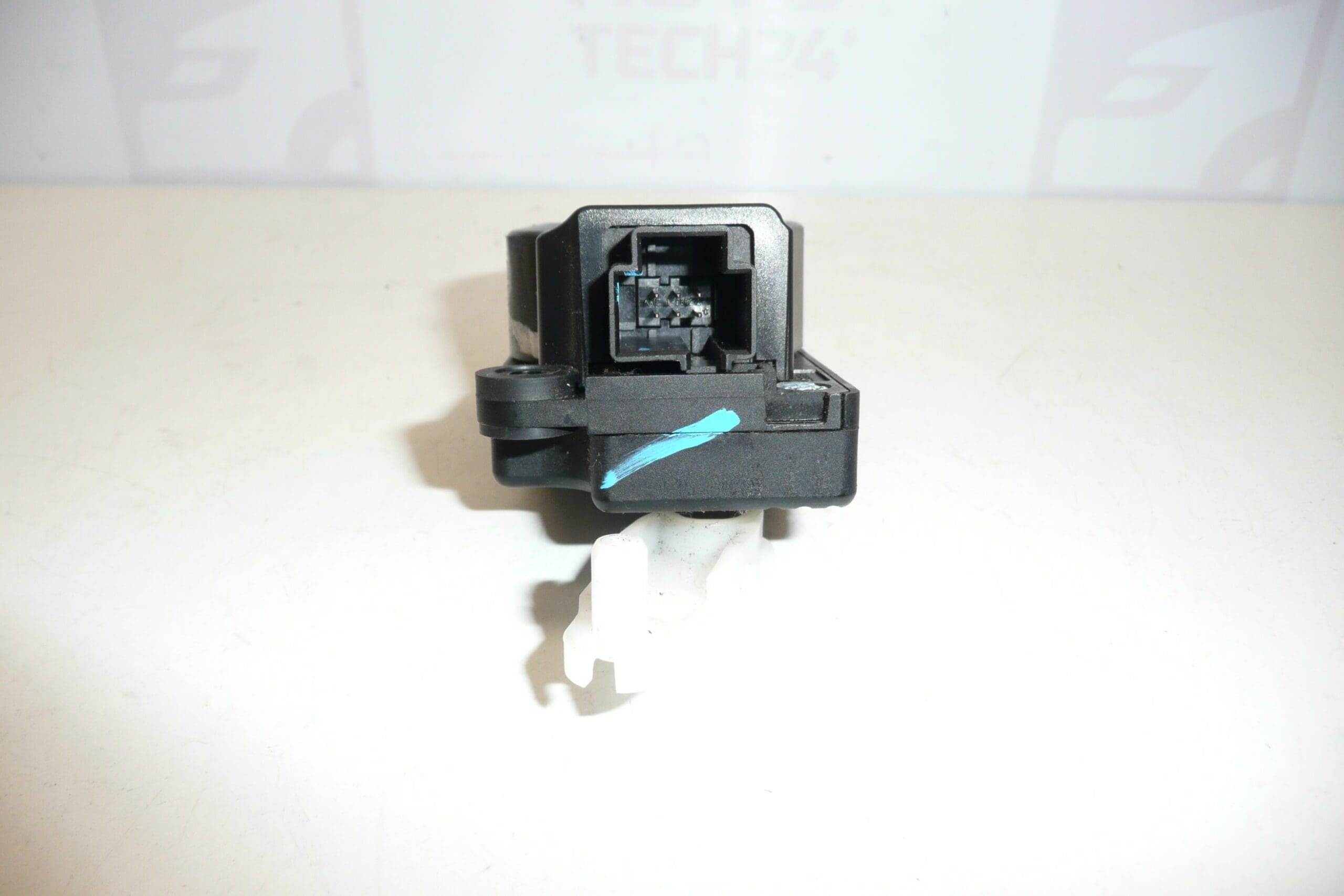 BEHR EAD511 H1961B - Servosterzo e riscaldamento per Citroën e Peugeot - immagine 2