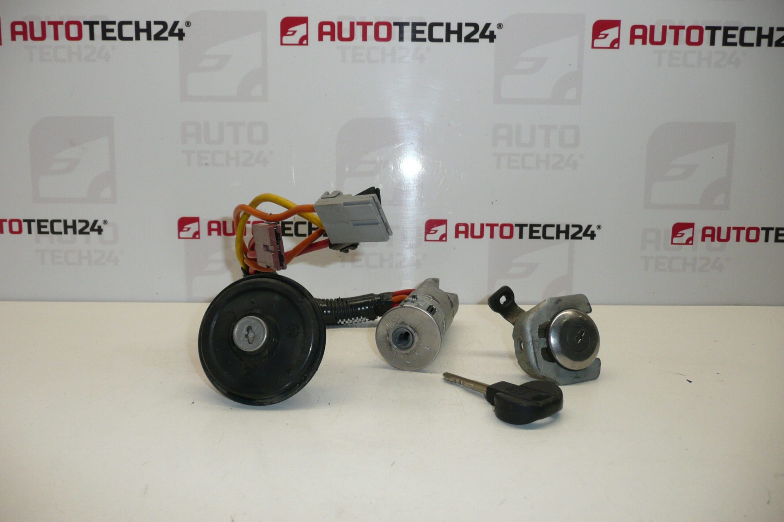 Set Chiavi e Serrature Citroën Berlingo I1 4162Q4 - immagine 2