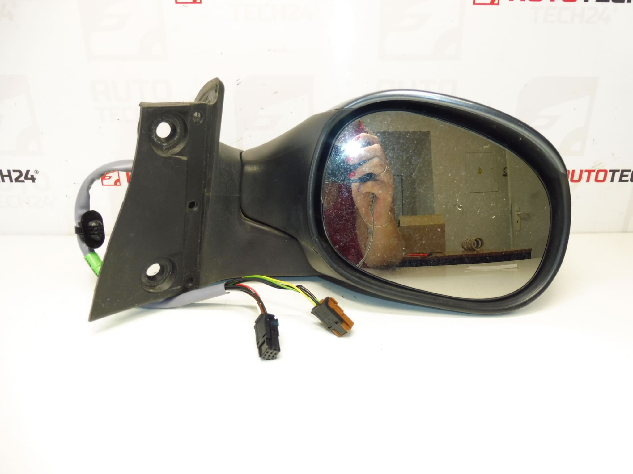 Specchietto retrovisore esterno destro per Peugeot 1007 (codice 815314) - immagine 2