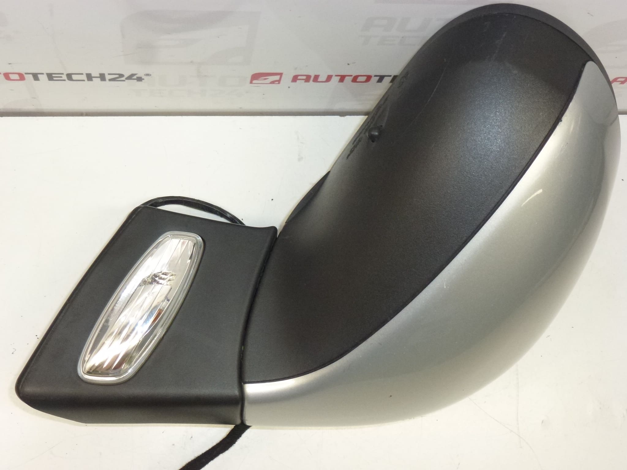 Specchietto Destro Peugeot 207 EZRC 96806501XT 8149ZH - immagine 2