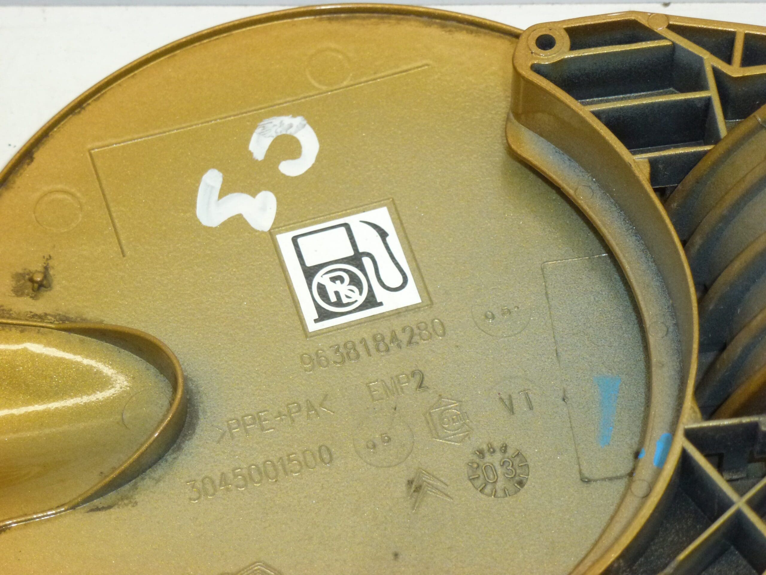 Tappo di Copertura del Serbatoio Citroën C3 Arancione 9638184280 - immagine 2