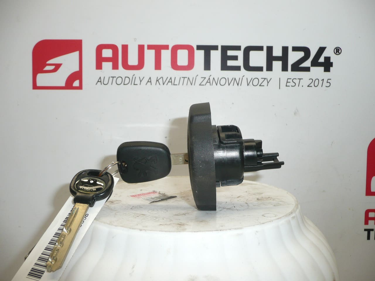 Tappo serbatoio con chiave Citroën Peugeot 1508L7
