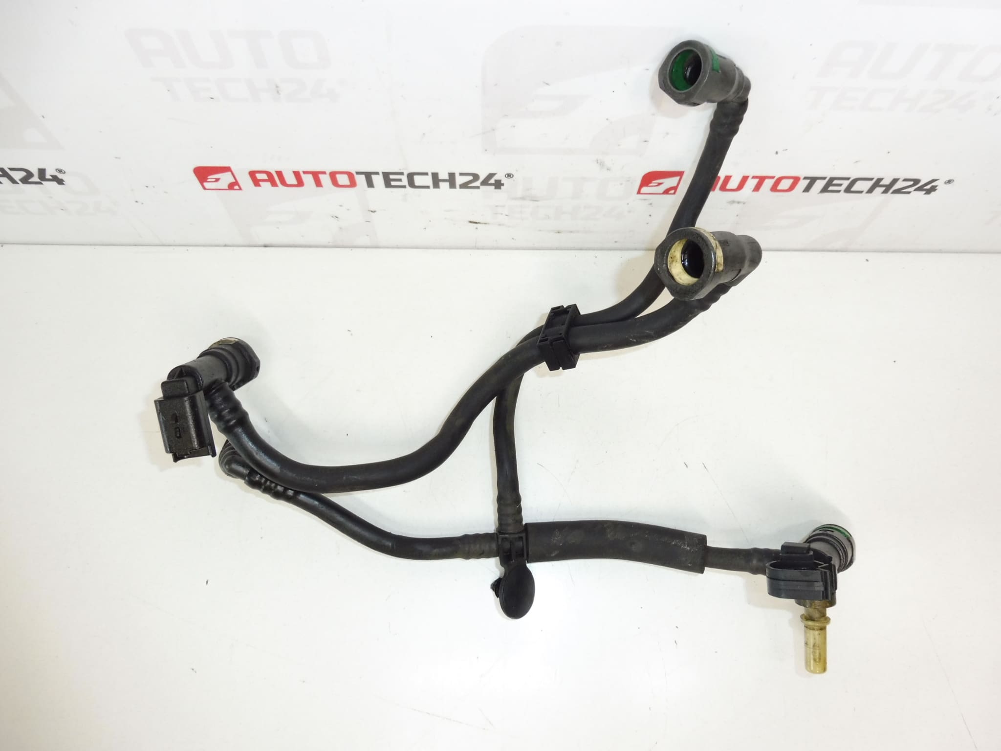 Tubo Carburante Citroën Peugeot 1.6 e-HDI 9808082280 1574HS - immagine 2