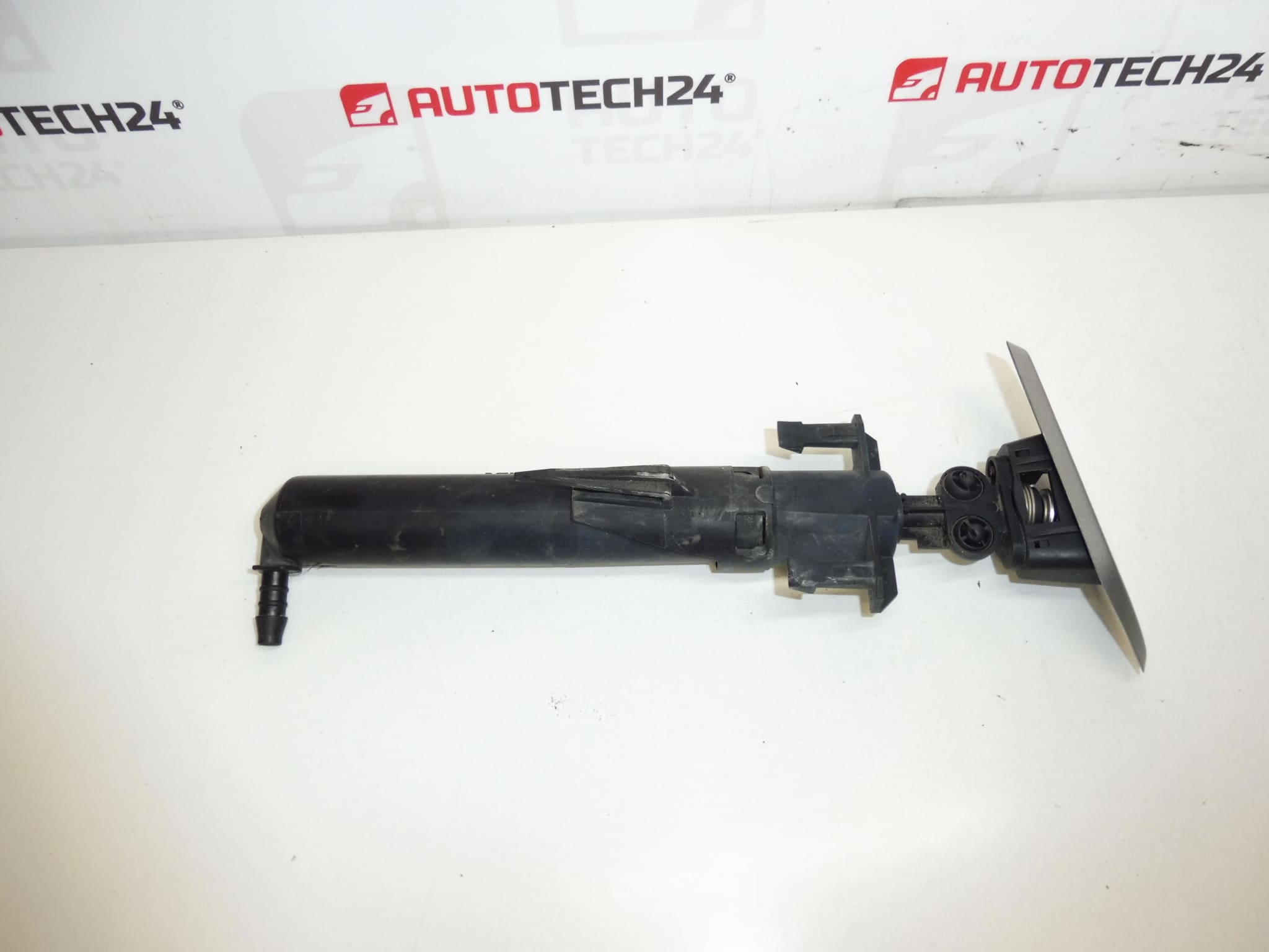 Ugello Del Lavavetri Fari Anteriore Sinistro Peugeot 307 II 6438P1 6438S5 6438T0 - immagine 2