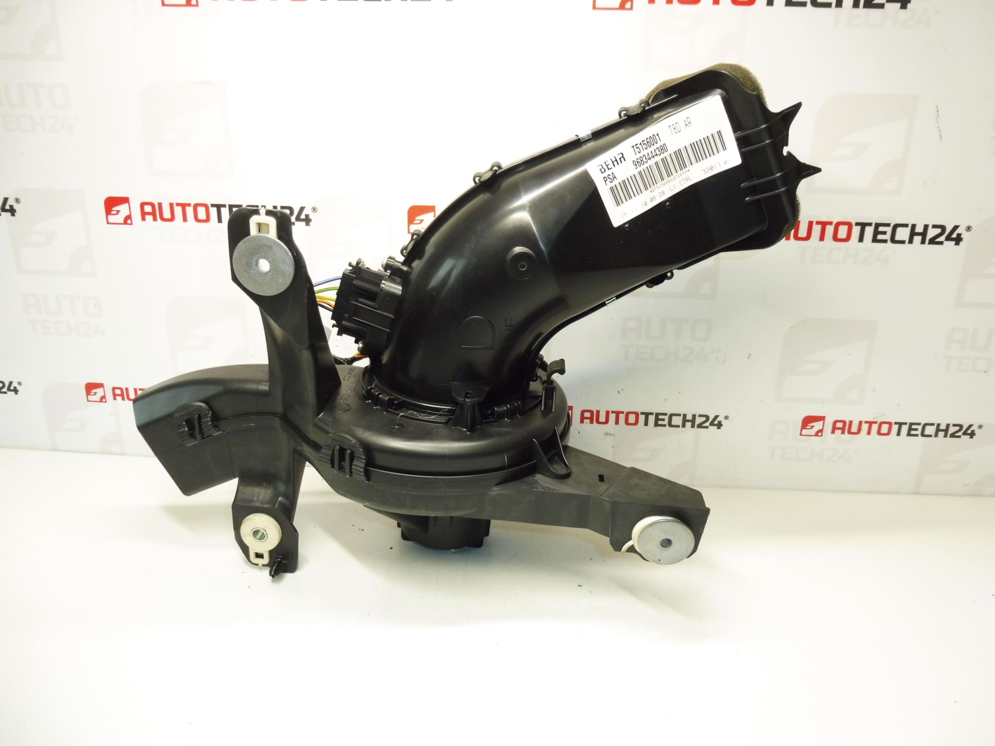 Ventola riscaldamento lato destro per Peugeot 3008/5008 codice 9683444380 T5156001 6441CW - immagine 2