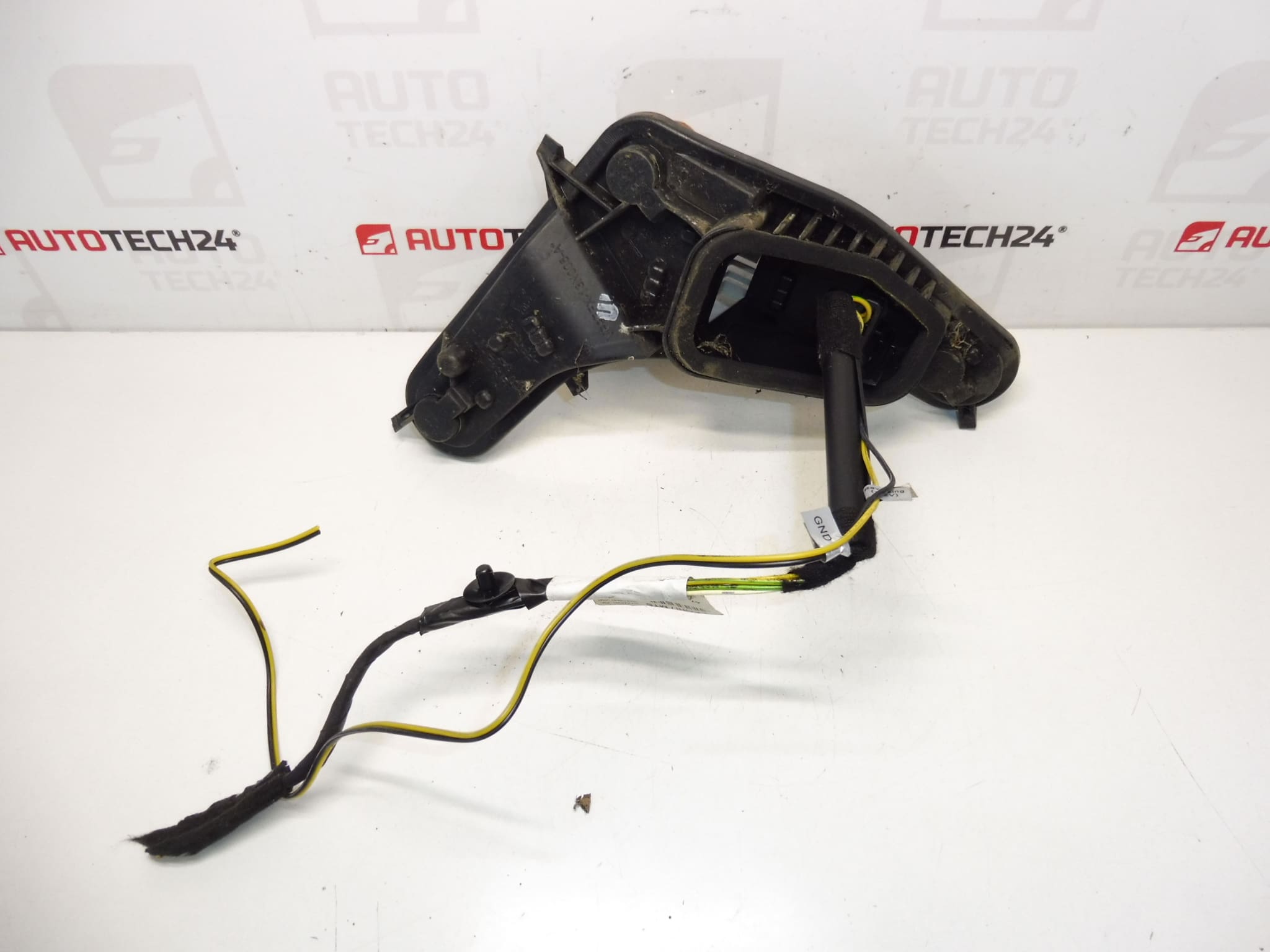 Attacco Lampada Posteriore Sinistra Peugeot 207 9686566080 6350HQ - immagine 2