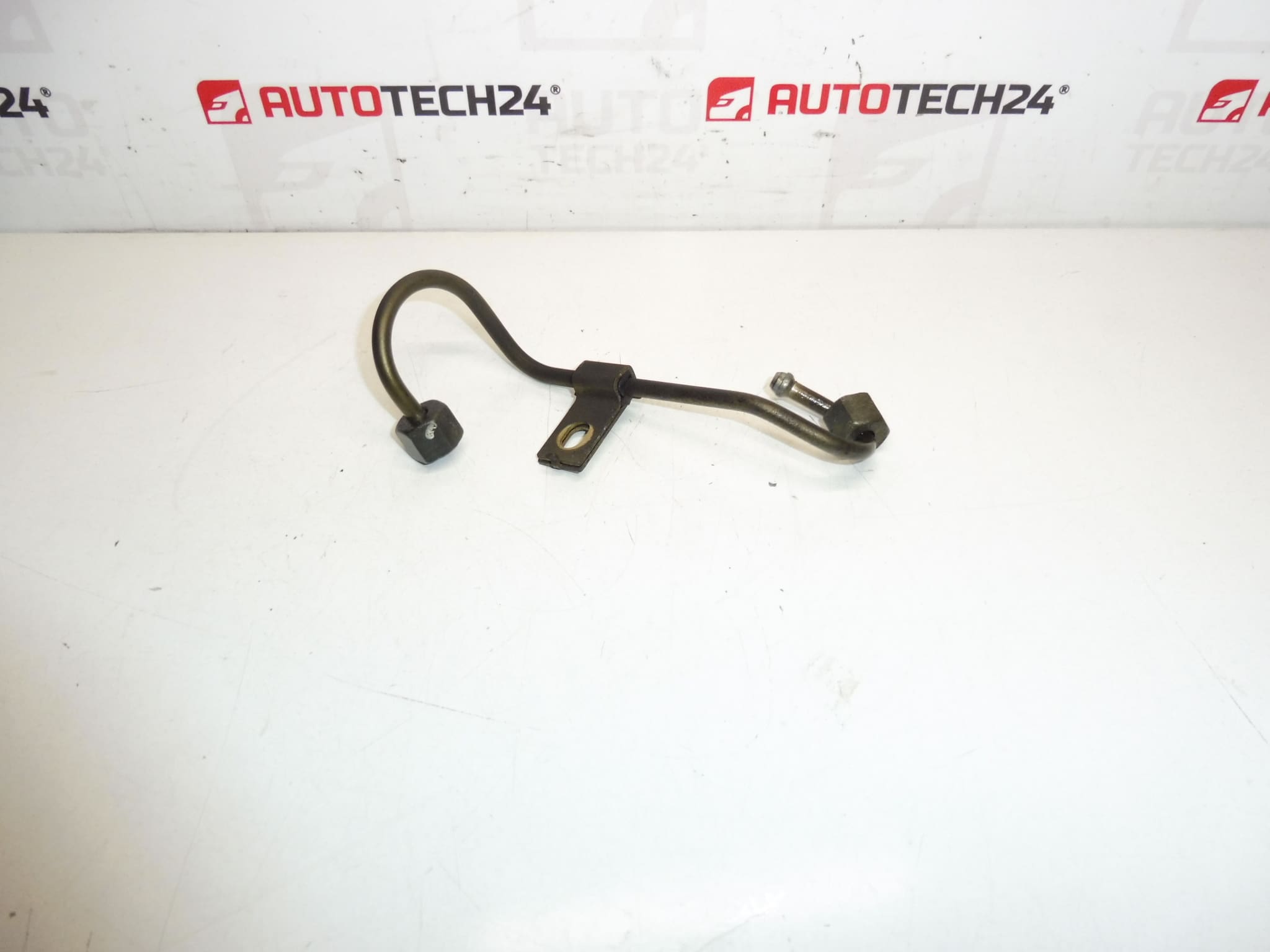 Outlet pompa della pompa di binario 1.4 HDI 16V Citroën Peugeot 1570F1